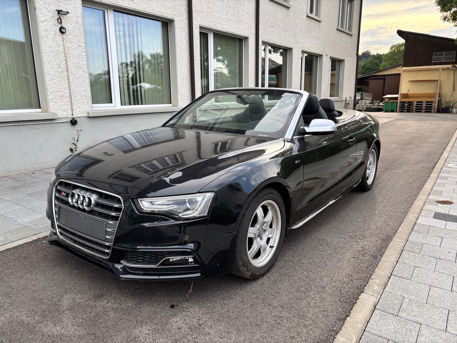 AUDI S5 Cabrio 3.0 TFSI quattro S-tronic-image-5
