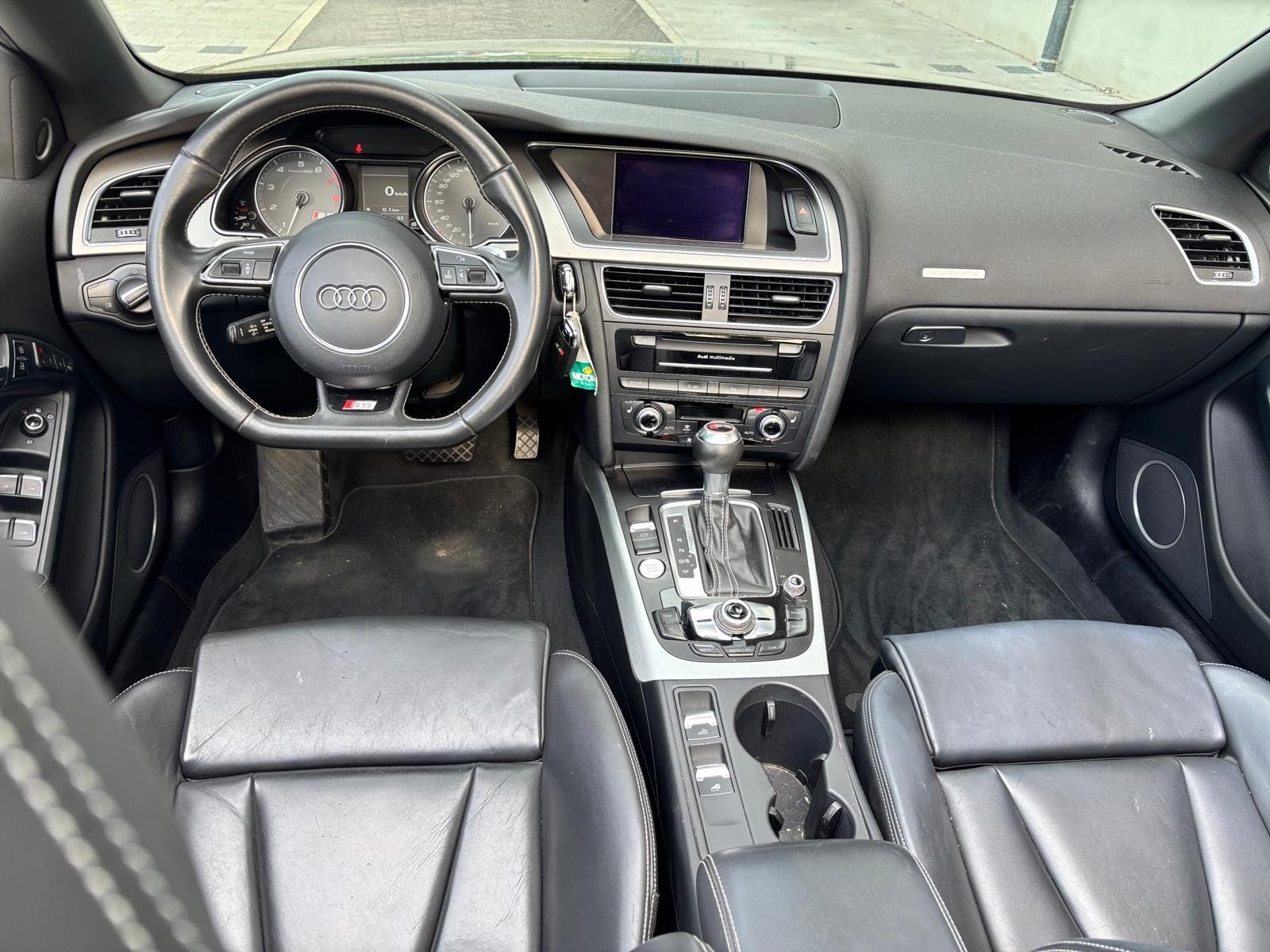 AUDI S5 Cabrio 3.0 TFSI quattro S-tronic-image-15
