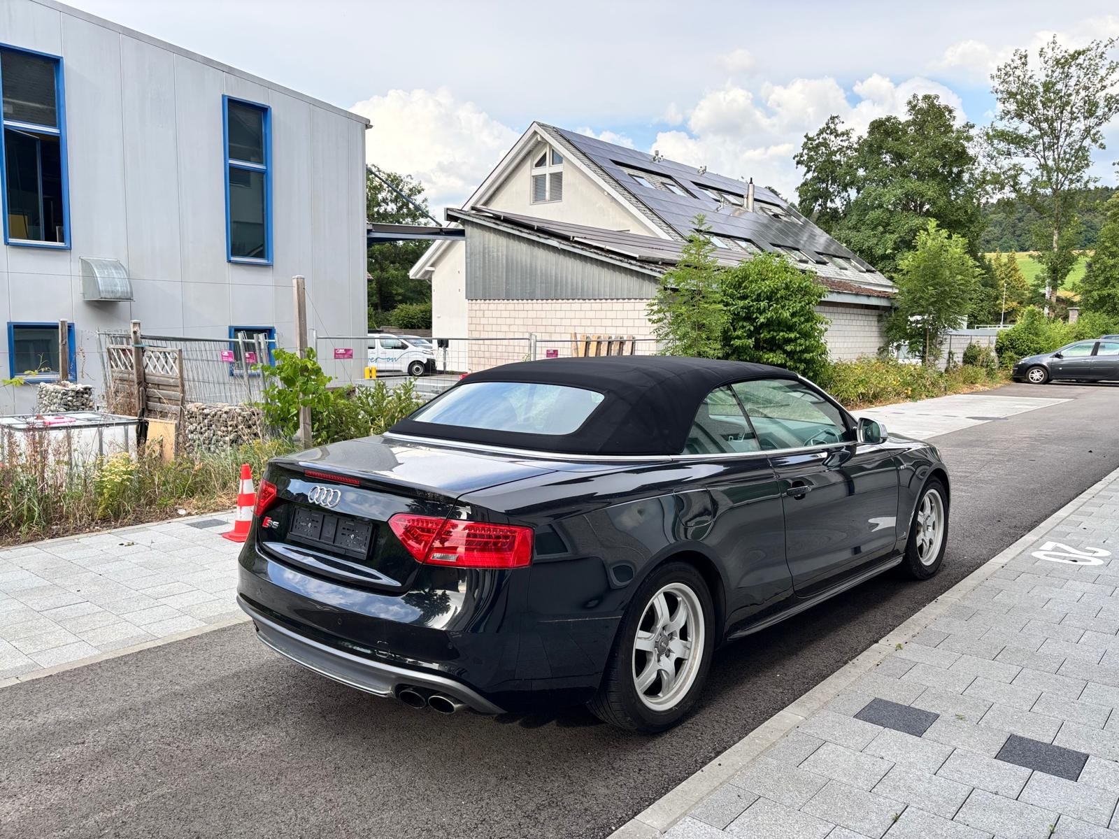 AUDI S5 Cabrio 3.0 TFSI quattro S-tronic-image-11