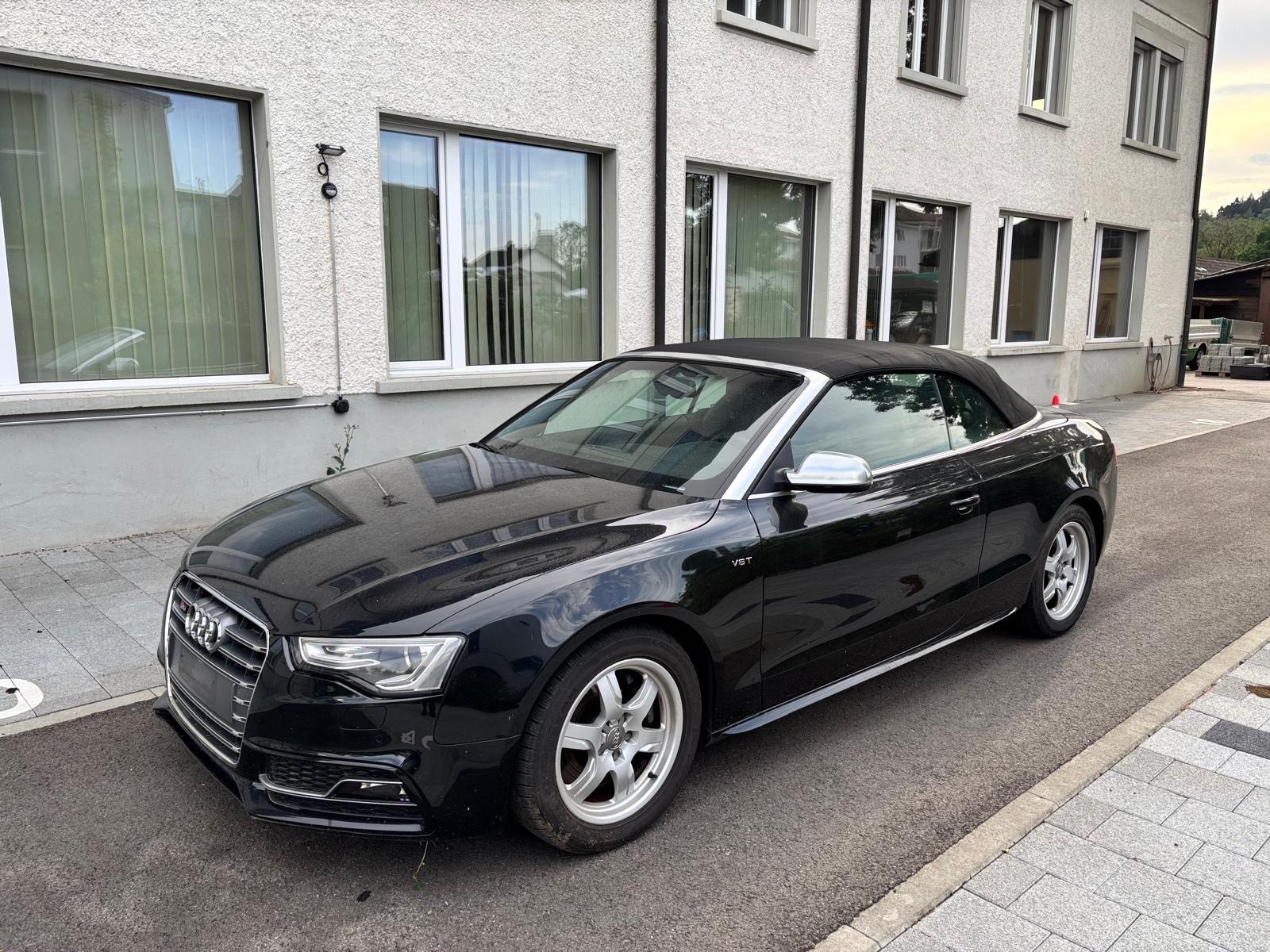 AUDI S5 Cabrio 3.0 TFSI quattro S-tronic-image-8