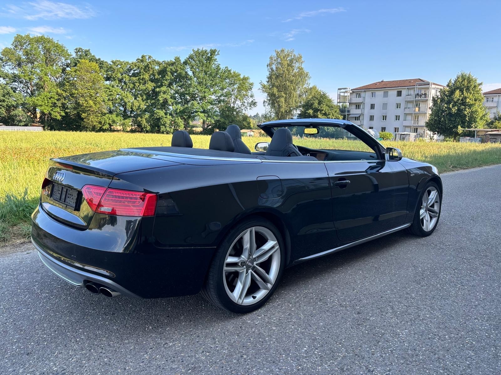 AUDI S5 Cabrio 3.0 TFSI quattro S-tronic-image-3