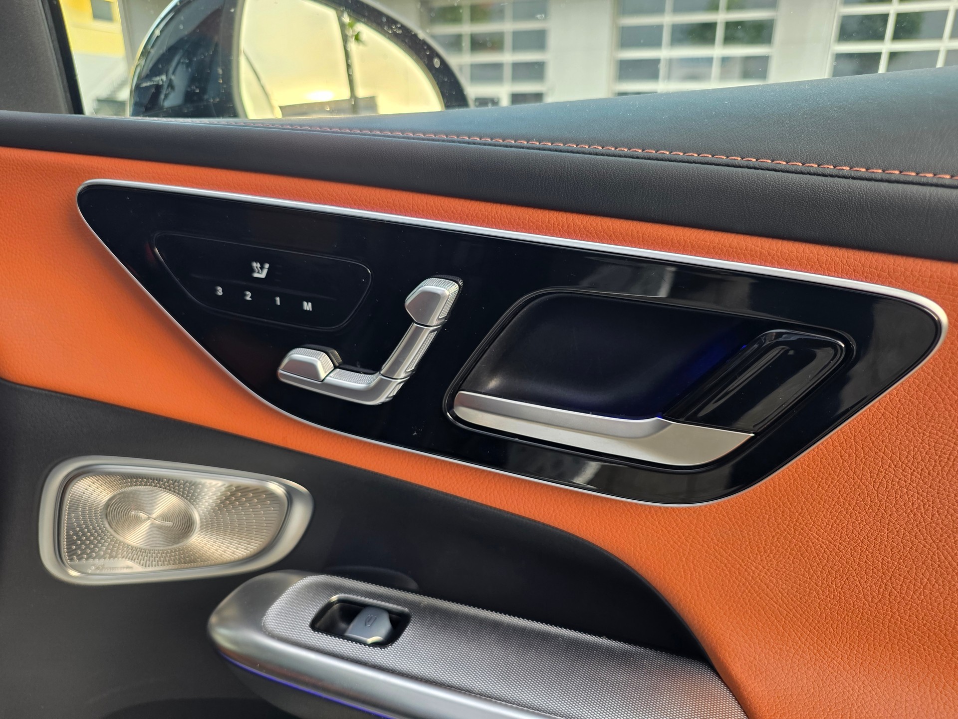MERCEDES-BENZ GLC Coupé 400 e 4Matic EQ Star 9G-Tronic ** VOLLAUSSTATTUNG -GRATIS-SERVICE -WERKSGARANTIE -BURSMASTER -PANORAMA -KOMFORT PAK.-image-9
