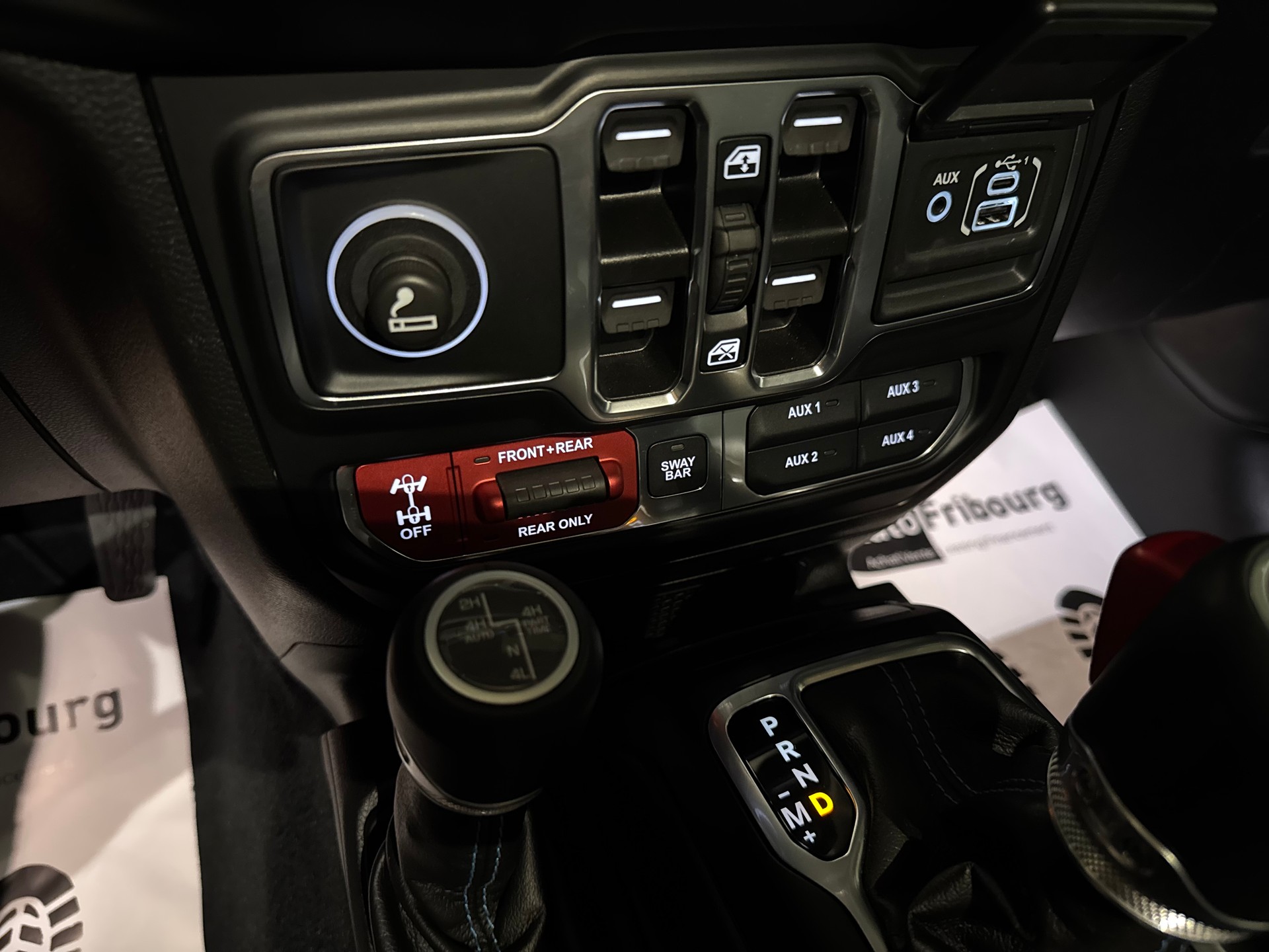 JEEP Wrangler 2.0 PHEV Unlimited Rubicon DT Automatic-image-9