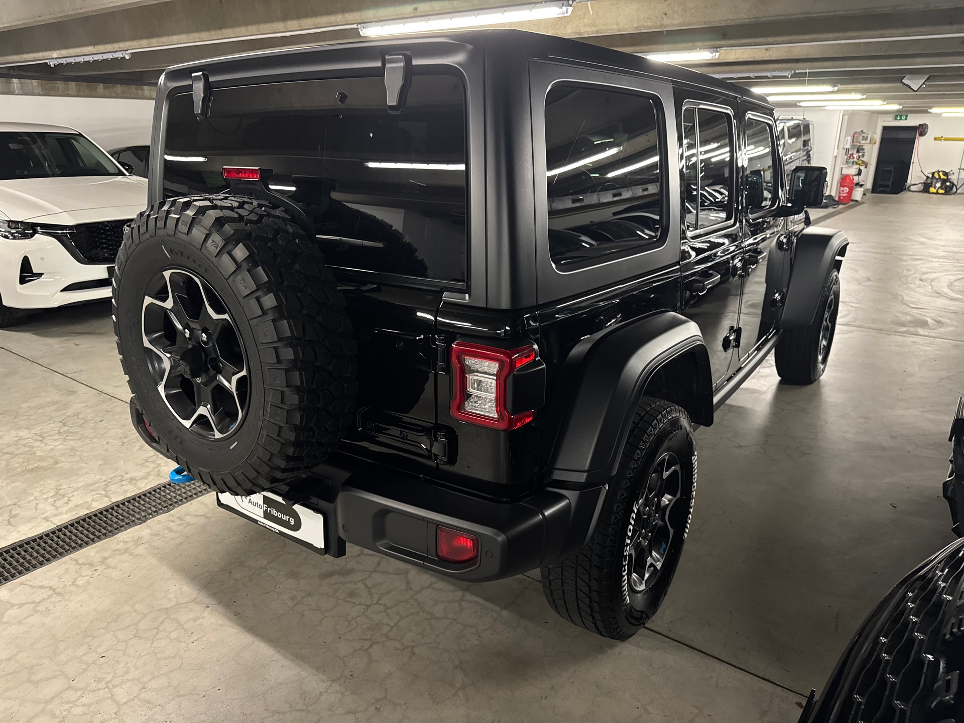 JEEP Wrangler 2.0 PHEV Unlimited Rubicon DT Automatic-image-1
