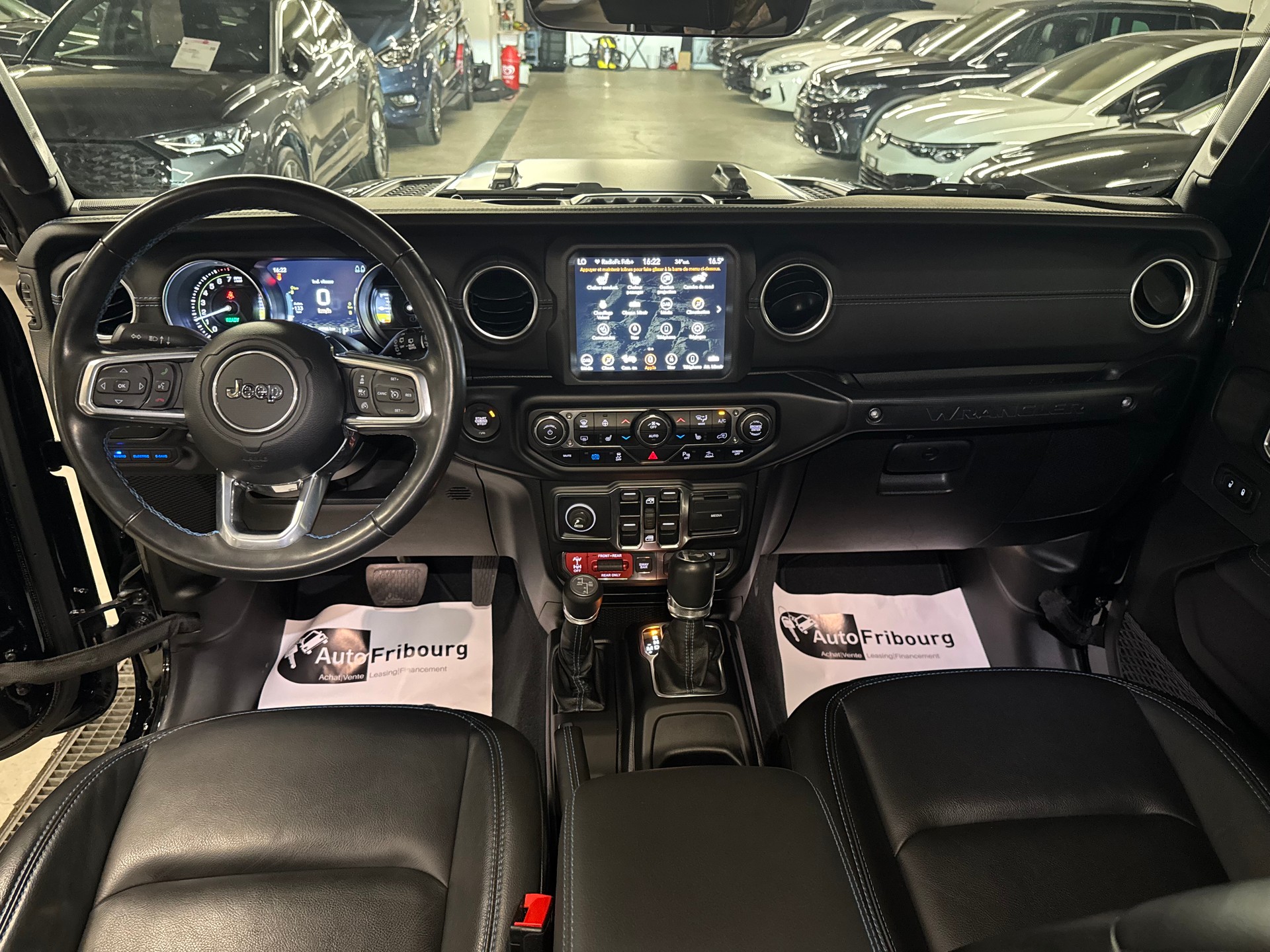 JEEP Wrangler 2.0 PHEV Unlimited Rubicon DT Automatic-image-6