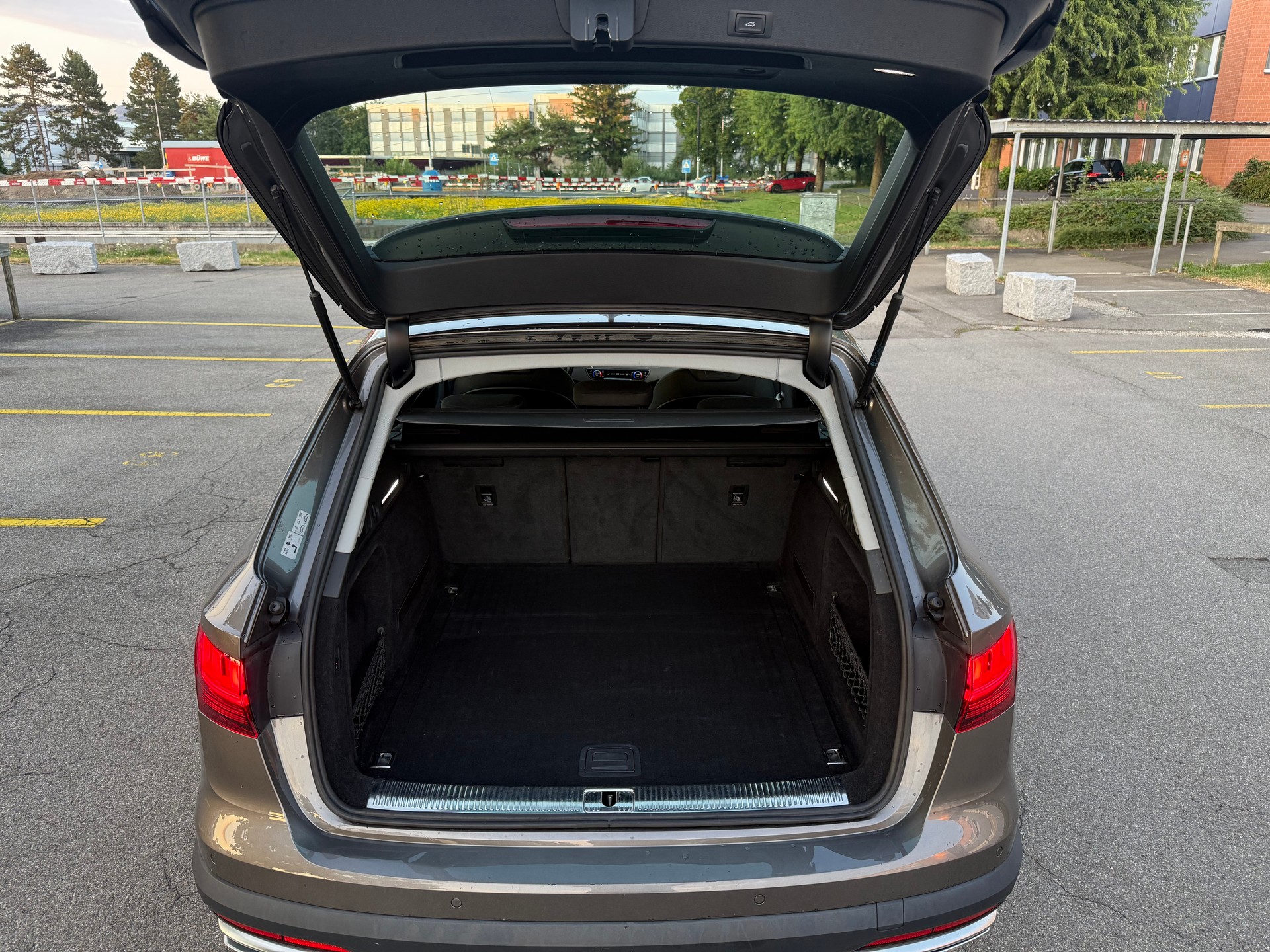 AUDI A4 allroad 50 TDI quattro tiptronic-image-14