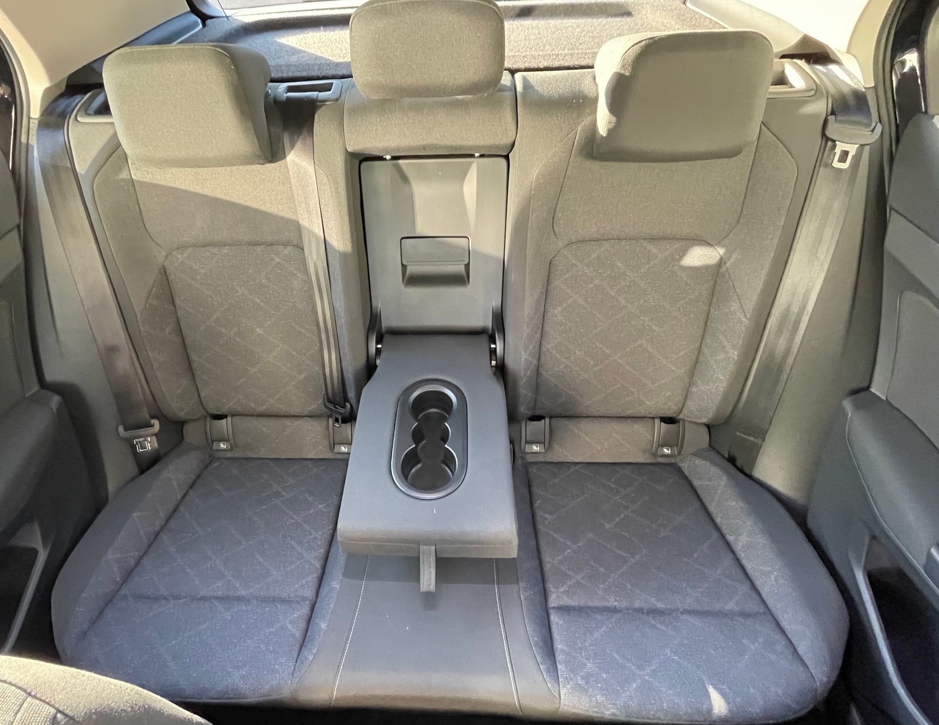 VW Golf 1.5 TSI Life-image-18
