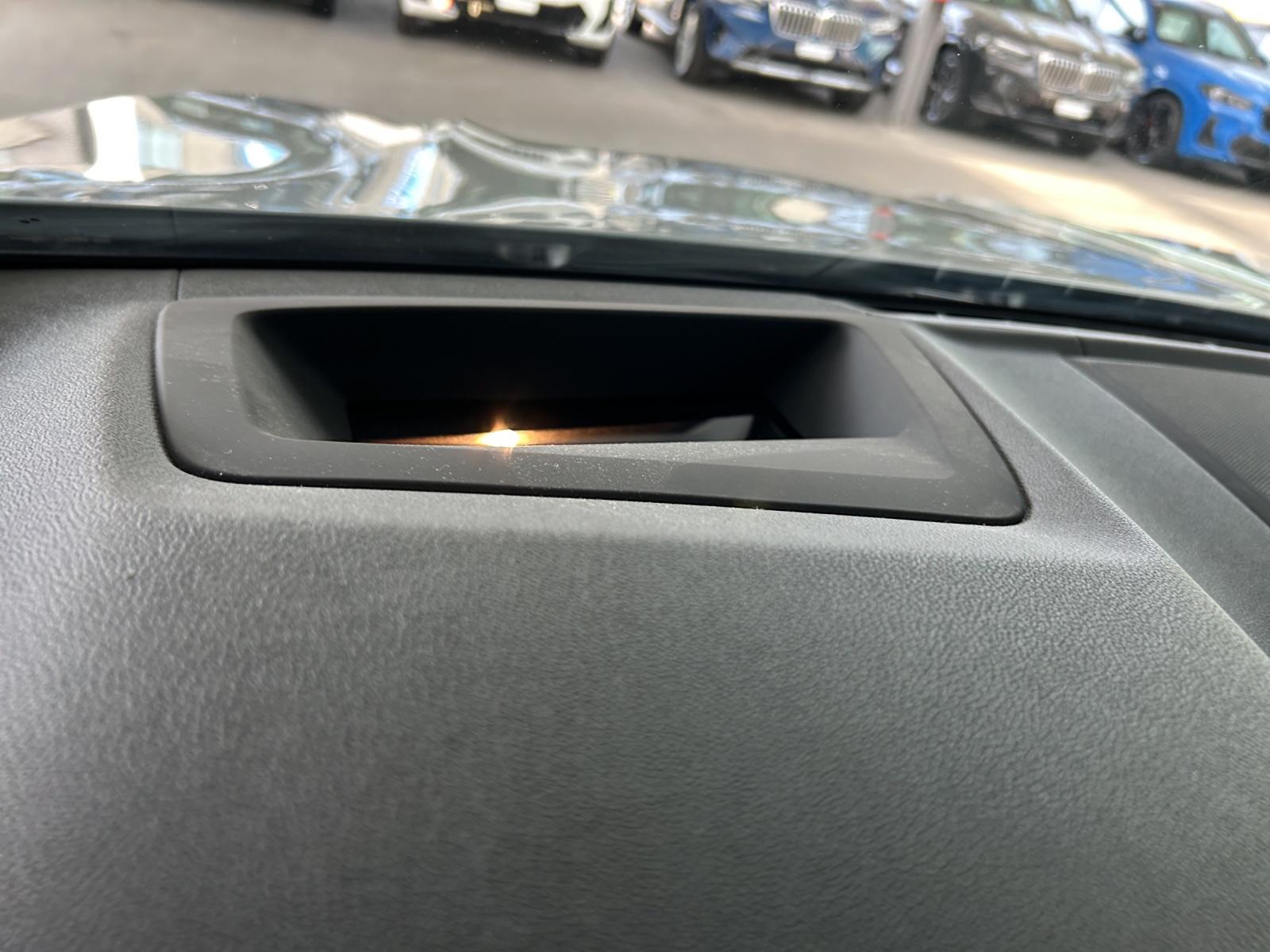 BMW X4 30i xDrive SAG-image-16
