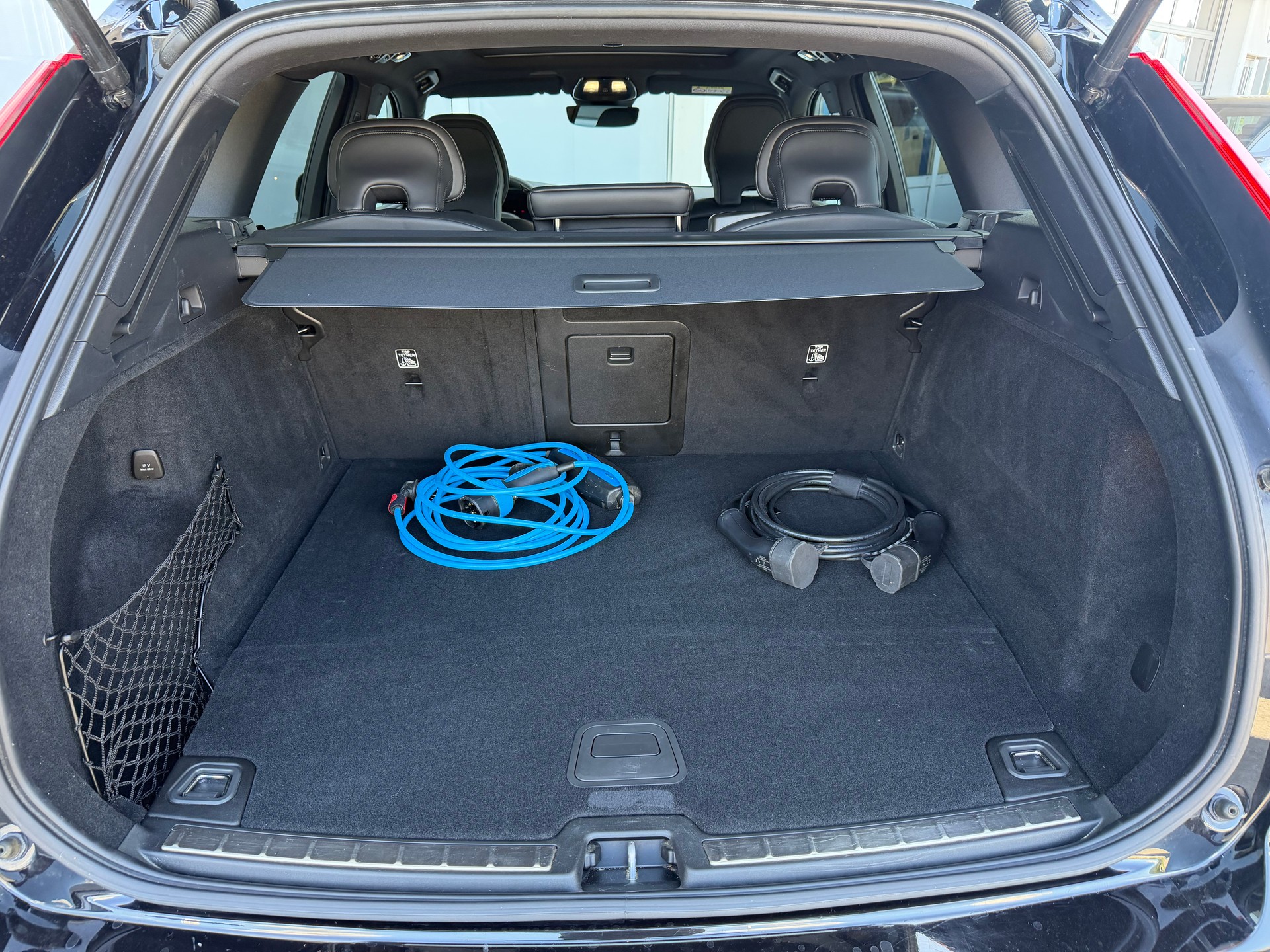 VOLVO XC60 T6 eAWD R-Design Geartronic-image-22