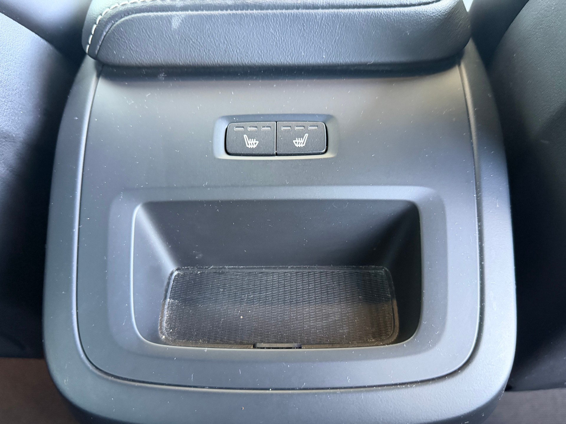 VOLVO XC60 T6 eAWD R-Design Geartronic-image-5