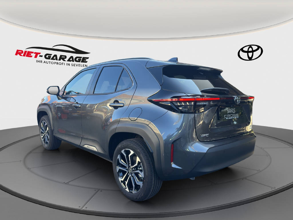 TOYOTA Yaris Cross 1.5 VVT-i HSD Trend AWD-i-image-2