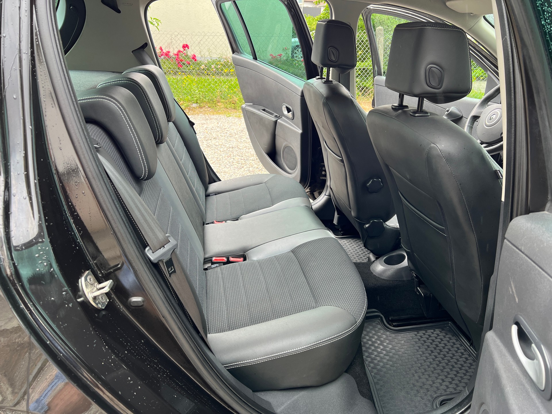 RENAULT Clio 2.0 16V GT-image-10