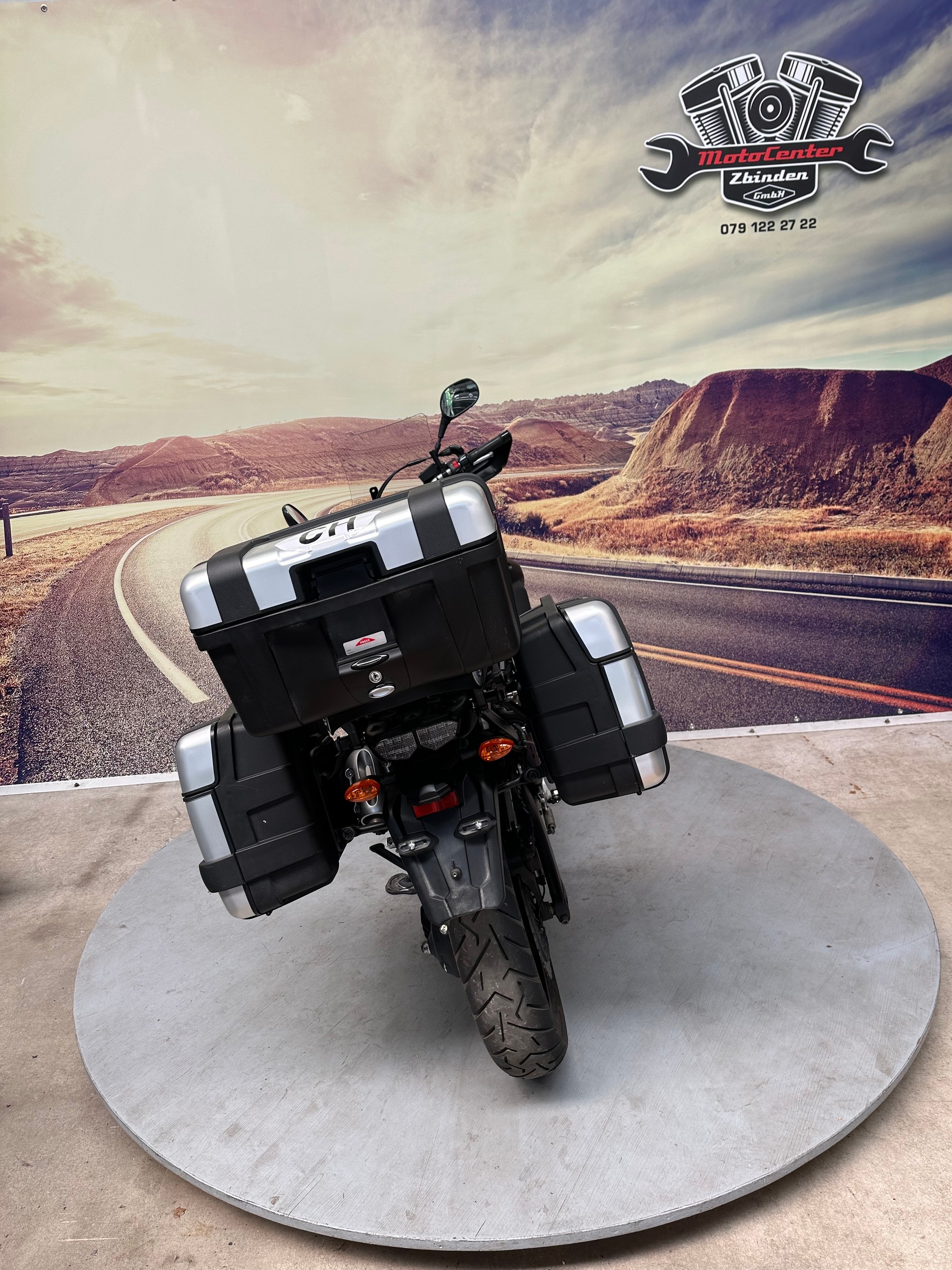 YAMAHA XT 1200 Z Super Ténéré-image-7