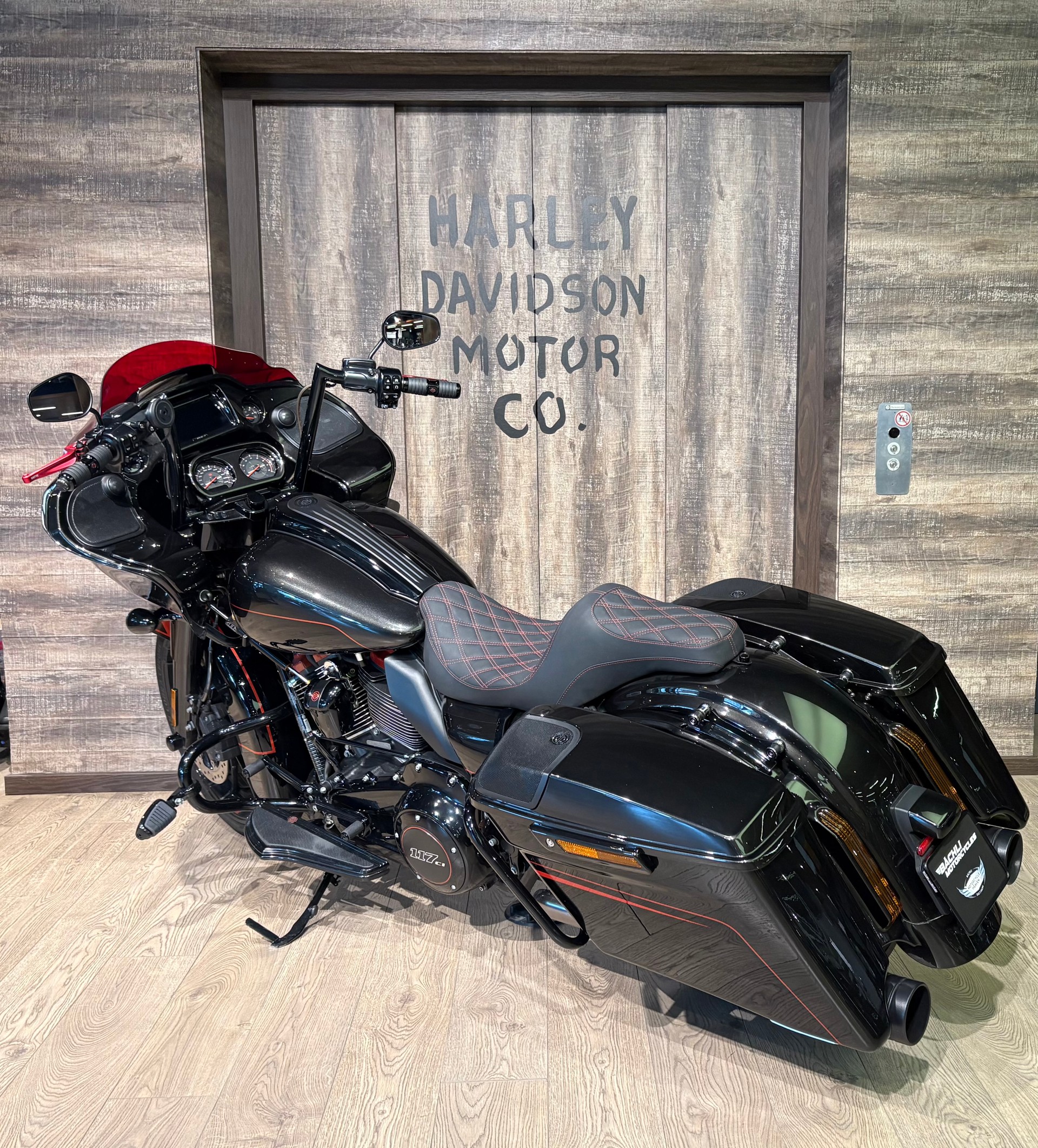 HARLEY-DAVIDSON FLTRXSE Road Glide Special 117 CVO-image-4