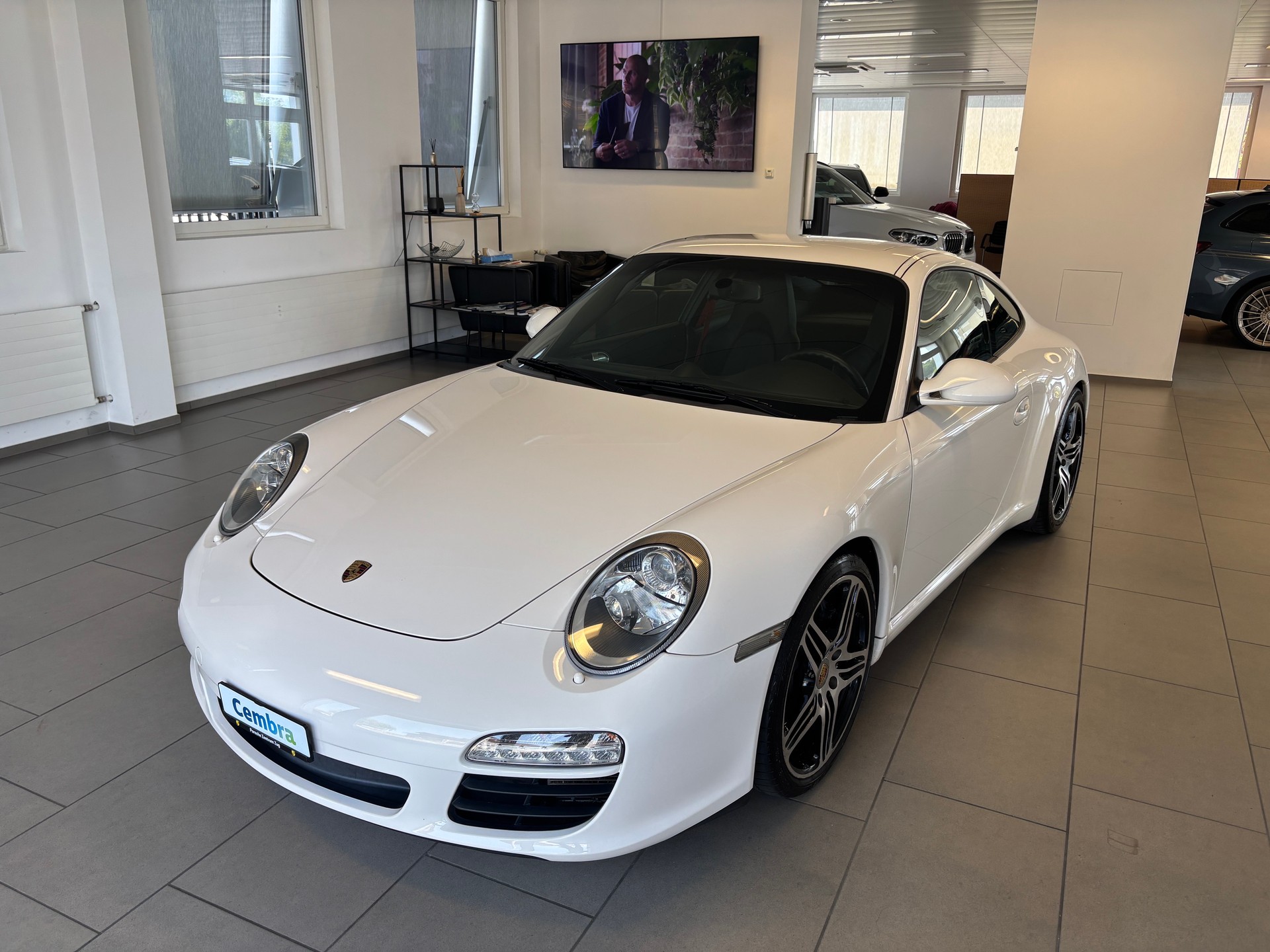 PORSCHE 911 Carrera 4 997.2 Handschaltung-image-0