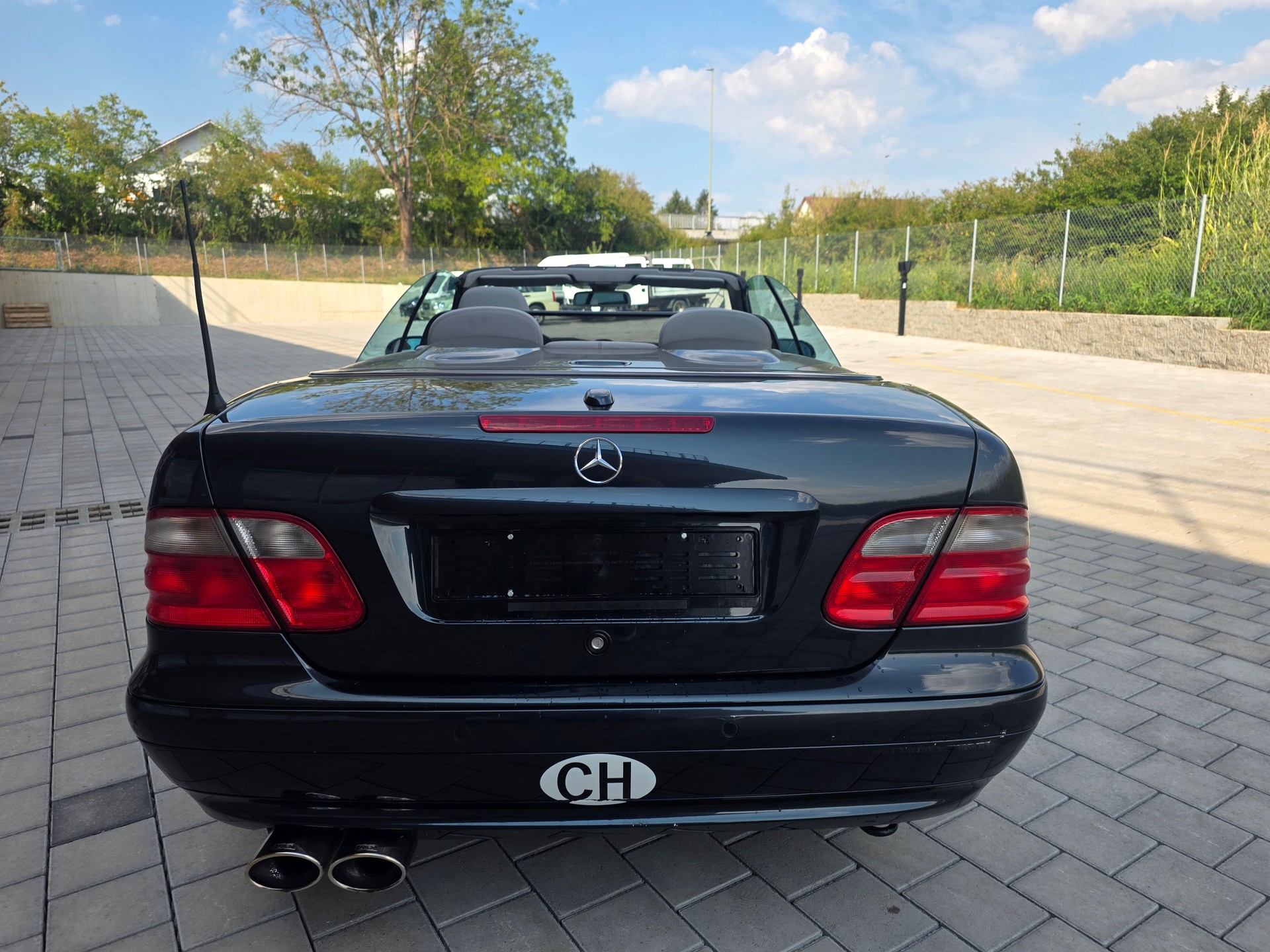 MERCEDES-BENZ CLK 320 Avantgarde Automatic-image-8