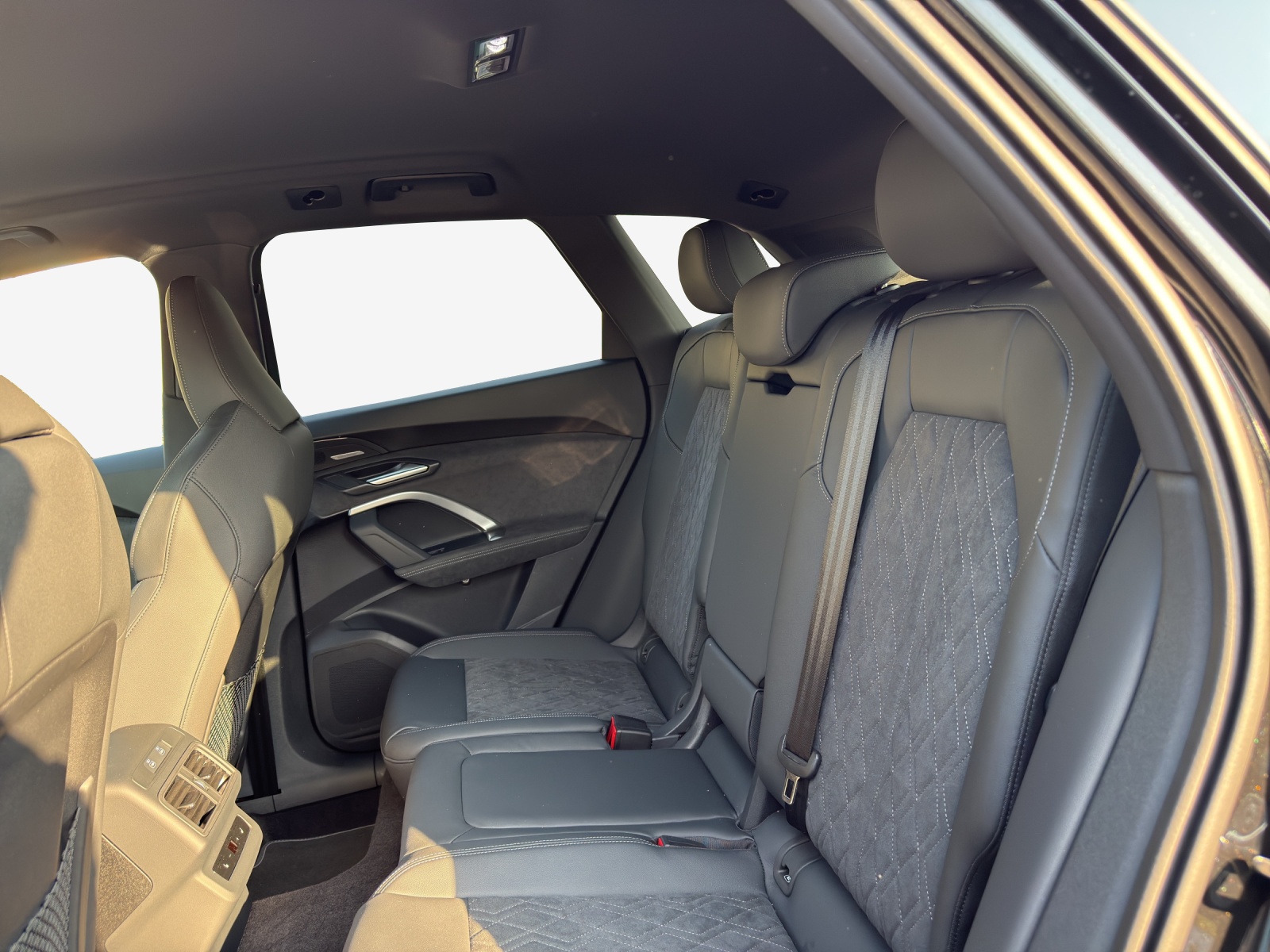 AUDI Q5 TFSI quatto 200 kW S-tronic-image-11