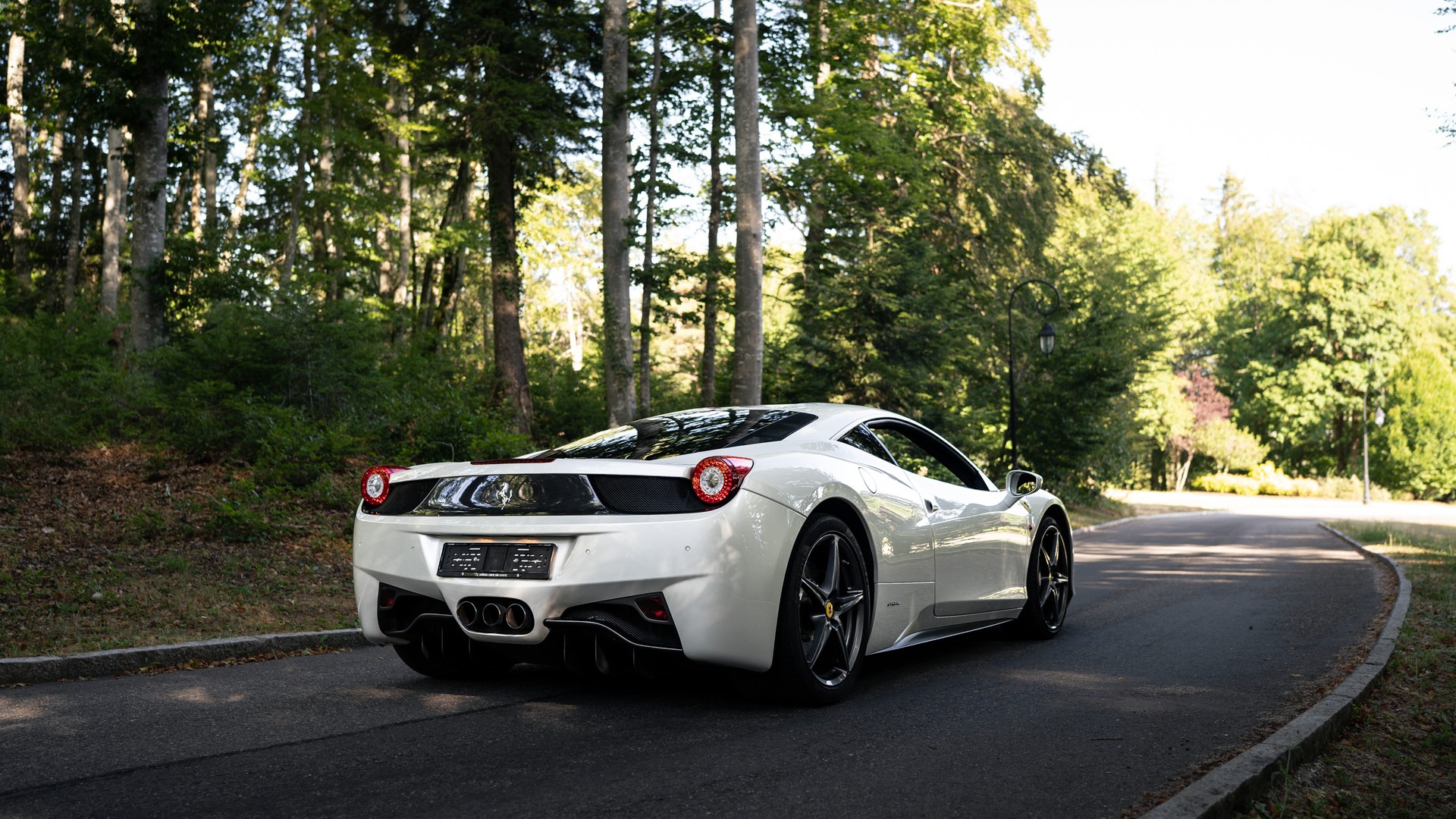 FERRARI 4.5 Italia-image-2