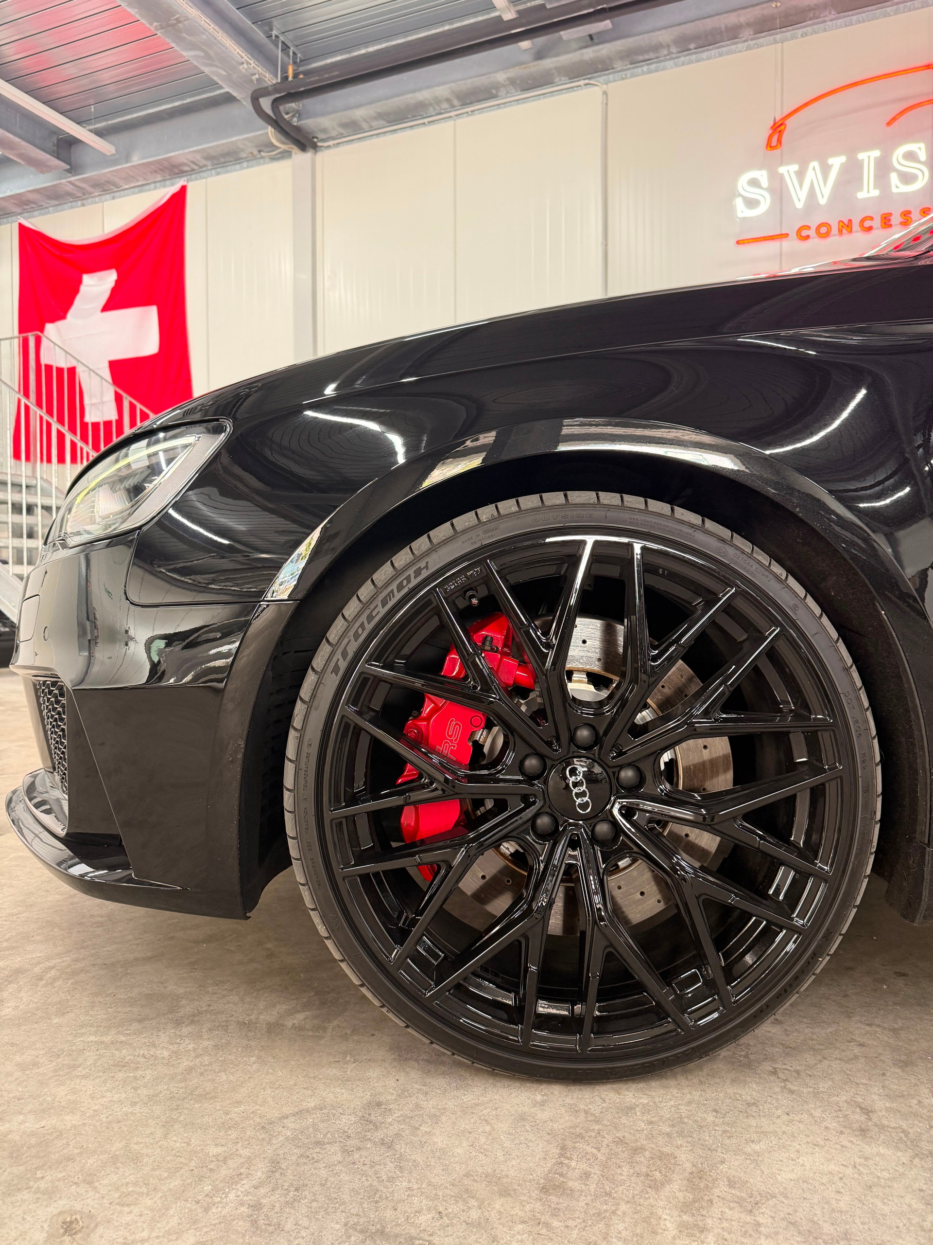 AUDI RS3 2.5 TSI quattro S-tronic-image-11