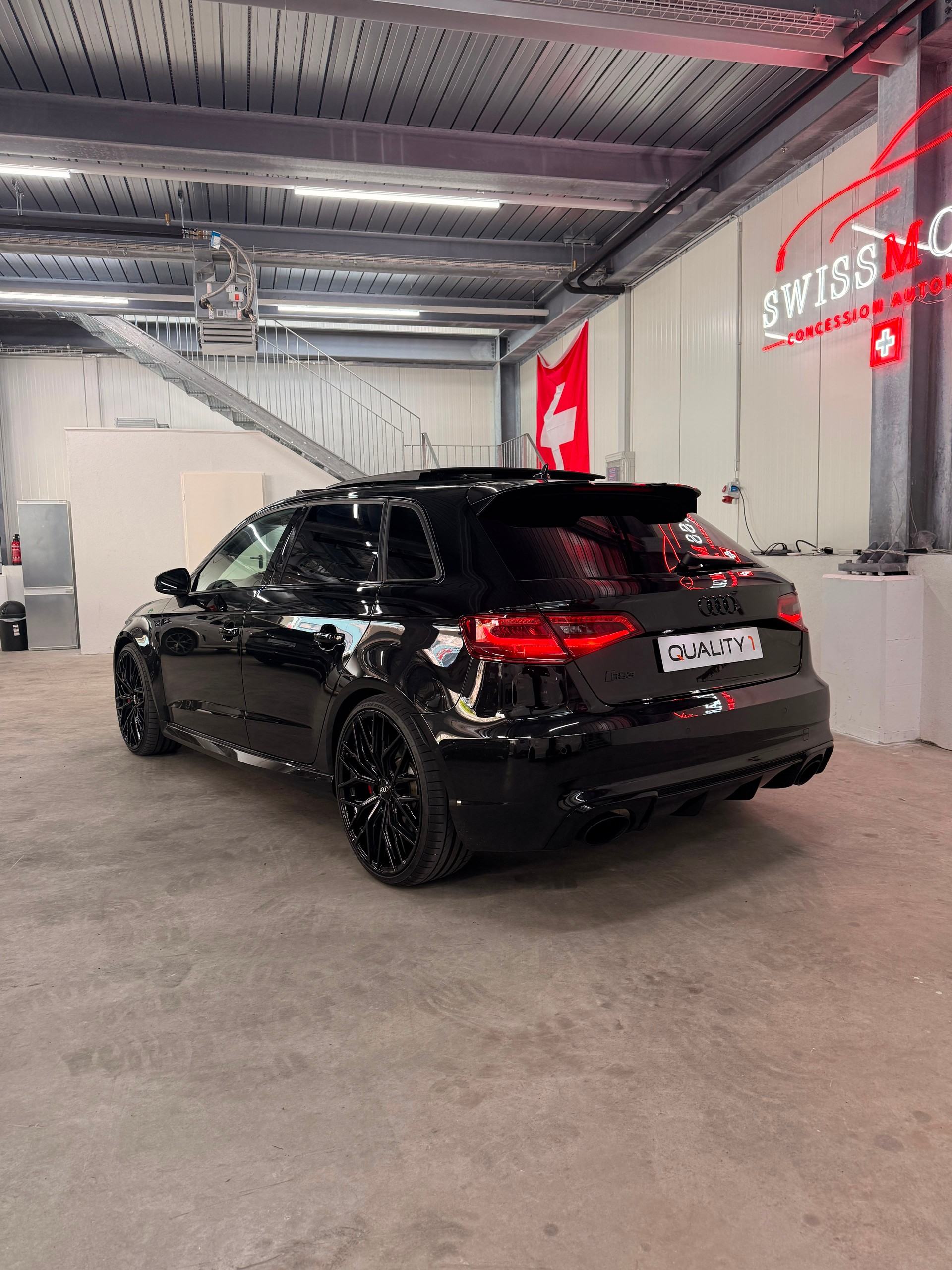 AUDI RS3 2.5 TSI quattro S-tronic-image-7
