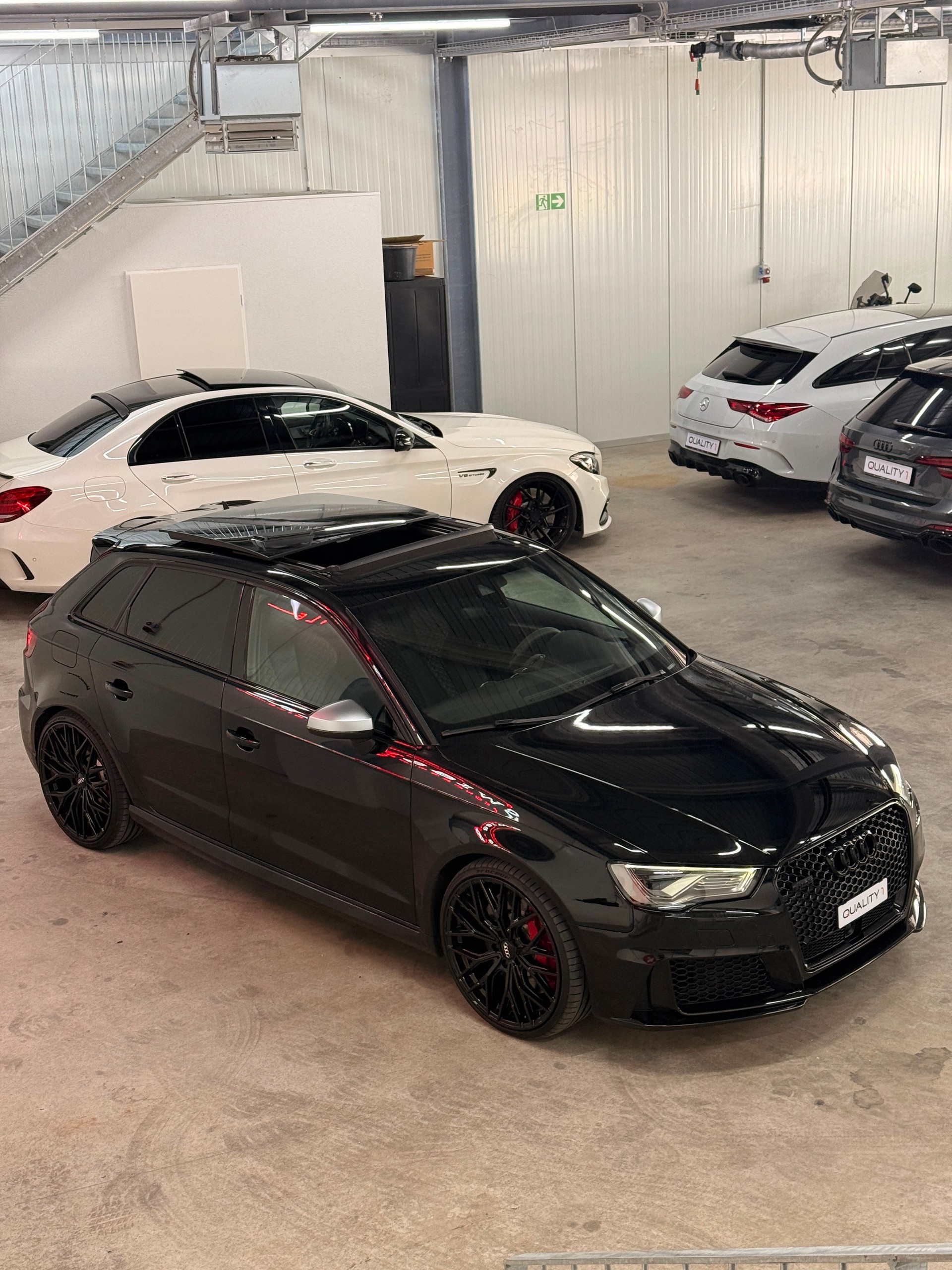 AUDI RS3 2.5 TSI quattro S-tronic-image-31