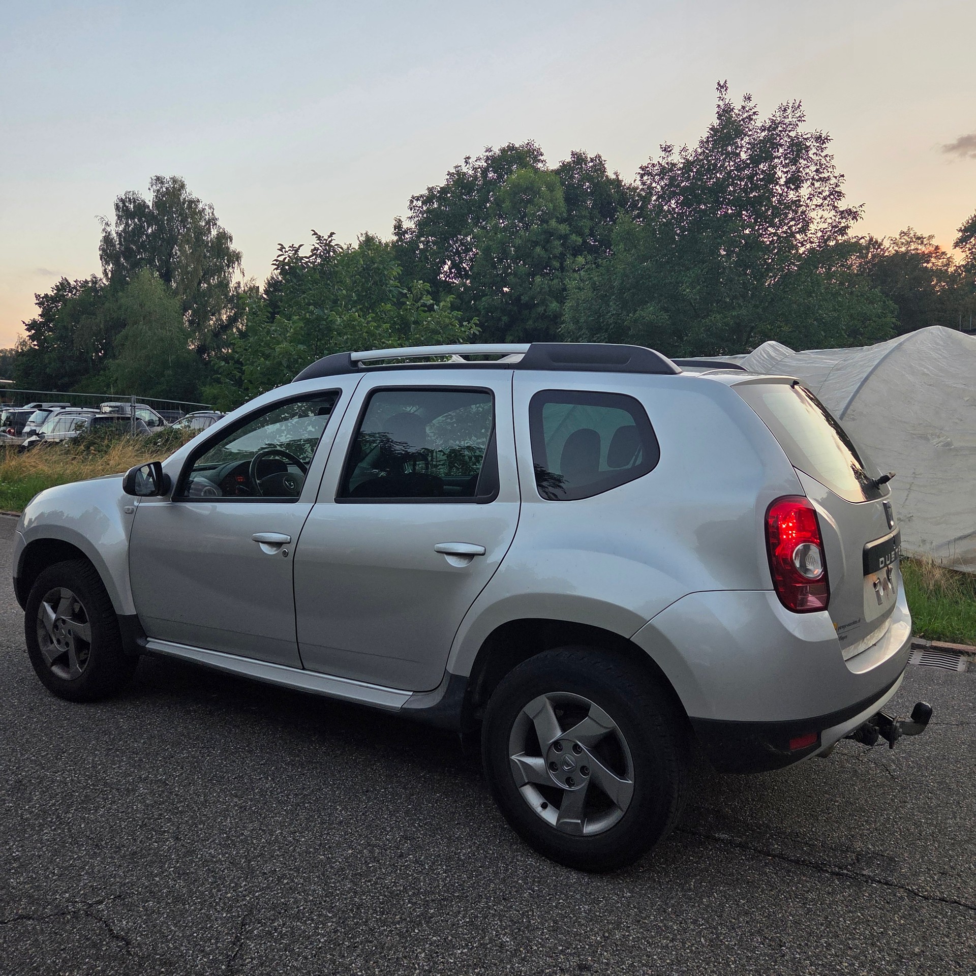 DACIA Duster 1.5 dCi Lauréate 4x4-image-2