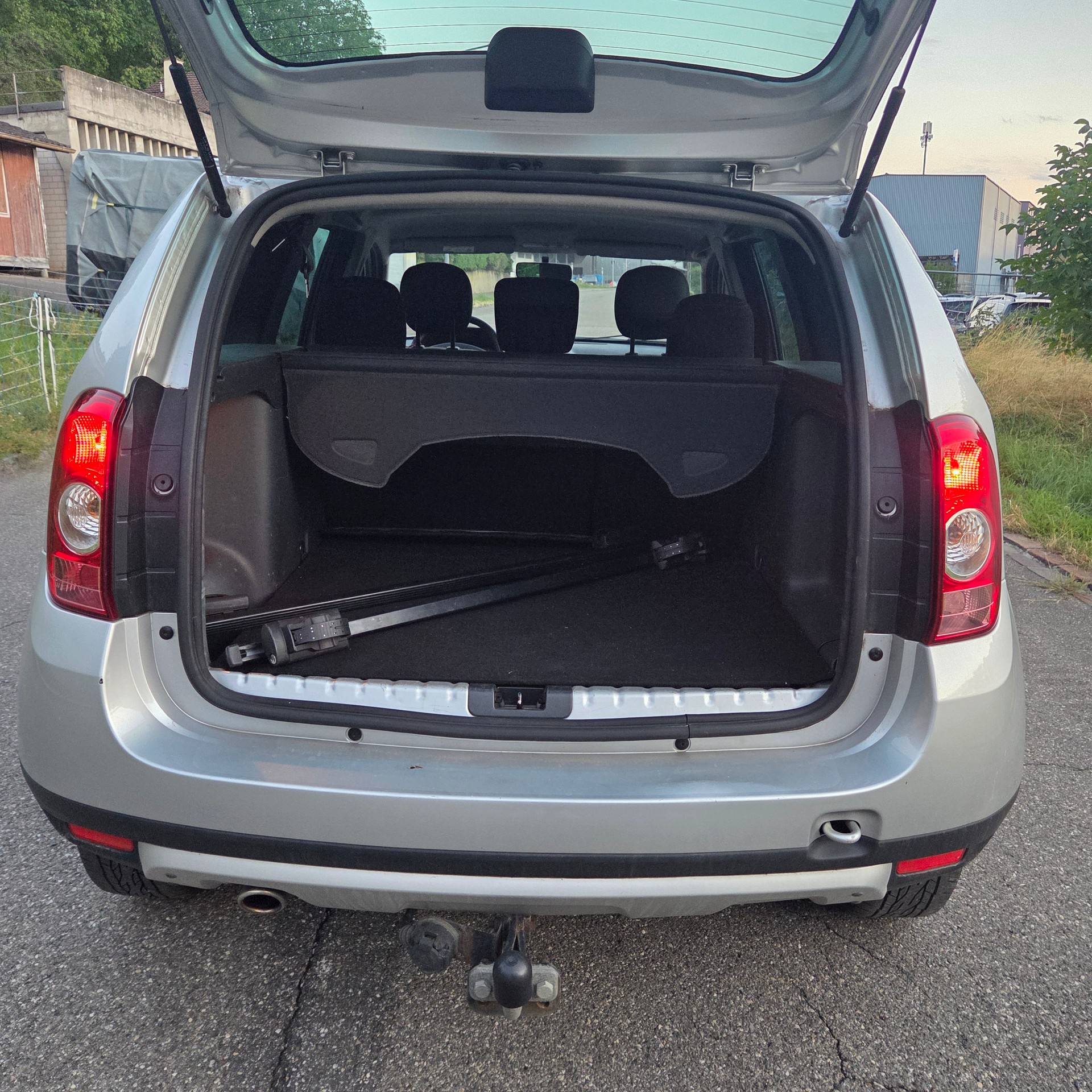 DACIA Duster 1.5 dCi Lauréate 4x4-image-6