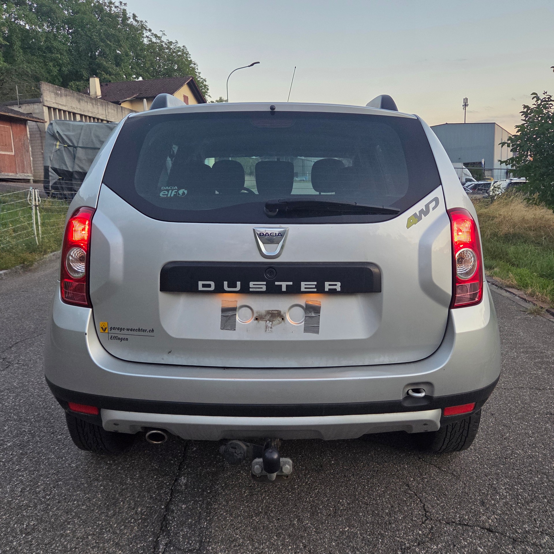 DACIA Duster 1.5 dCi Lauréate 4x4-image-5