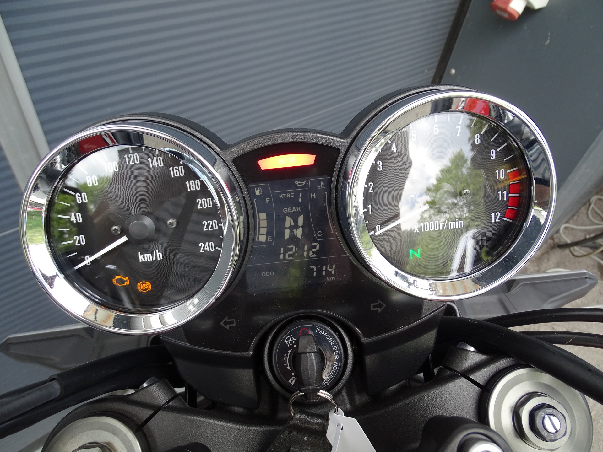 KAWASAKI Z 900 RS-image-8
