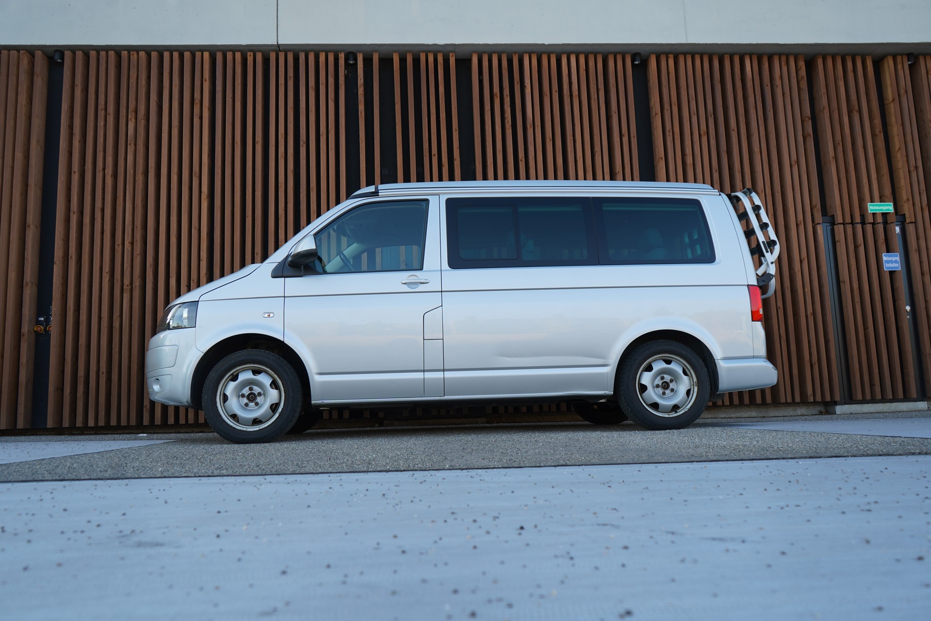 VW T5 CALIFORNIA 2.0 Bi-TDI BEACH 4MOTION l 140 PS-image-3