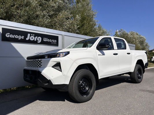 TOYOTA Hilux 2.8d MH Act. DC4x4-image-0