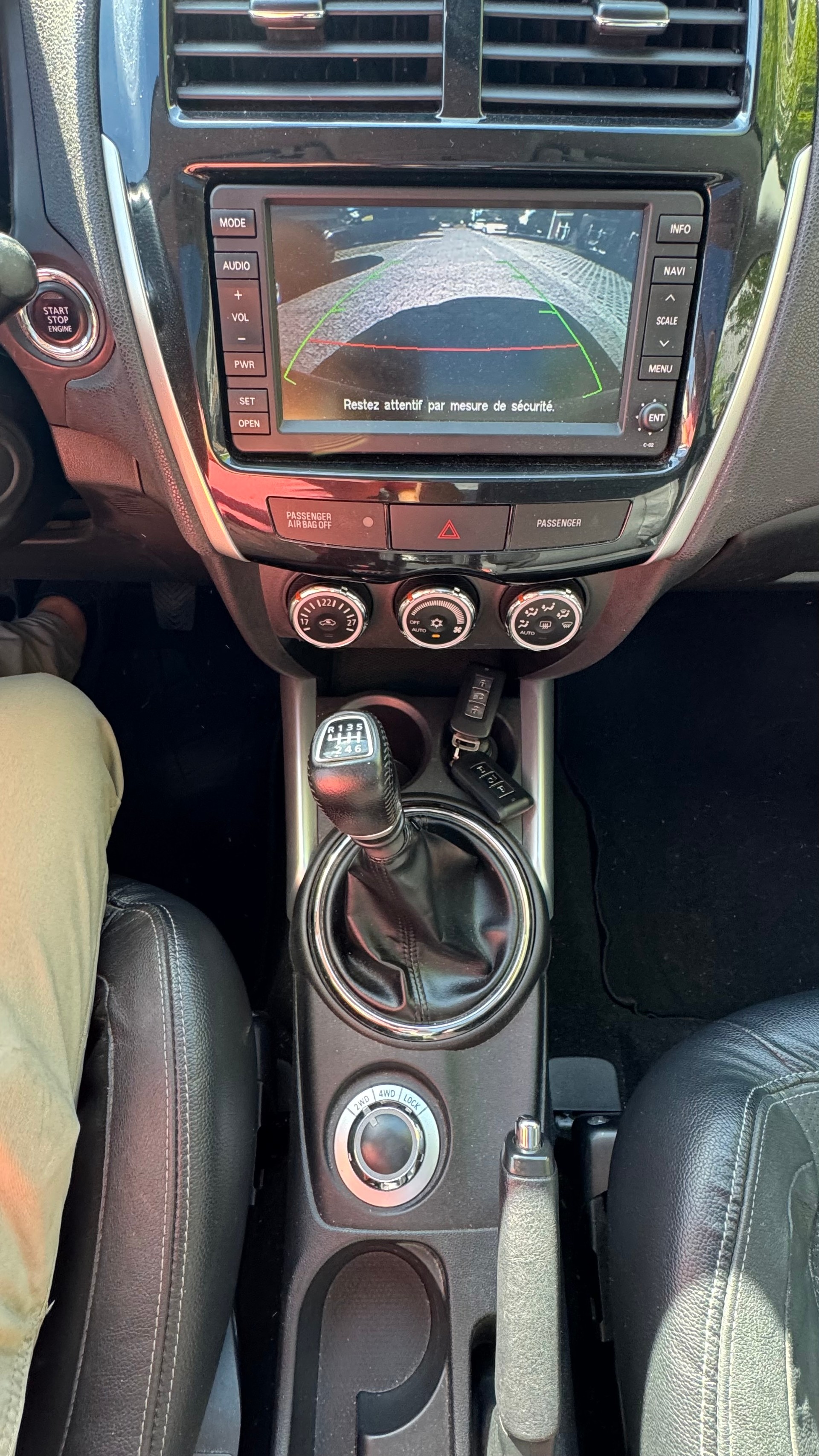 CITROEN C4 Aircross 1.8 HDi Séduction 4WD-image-11