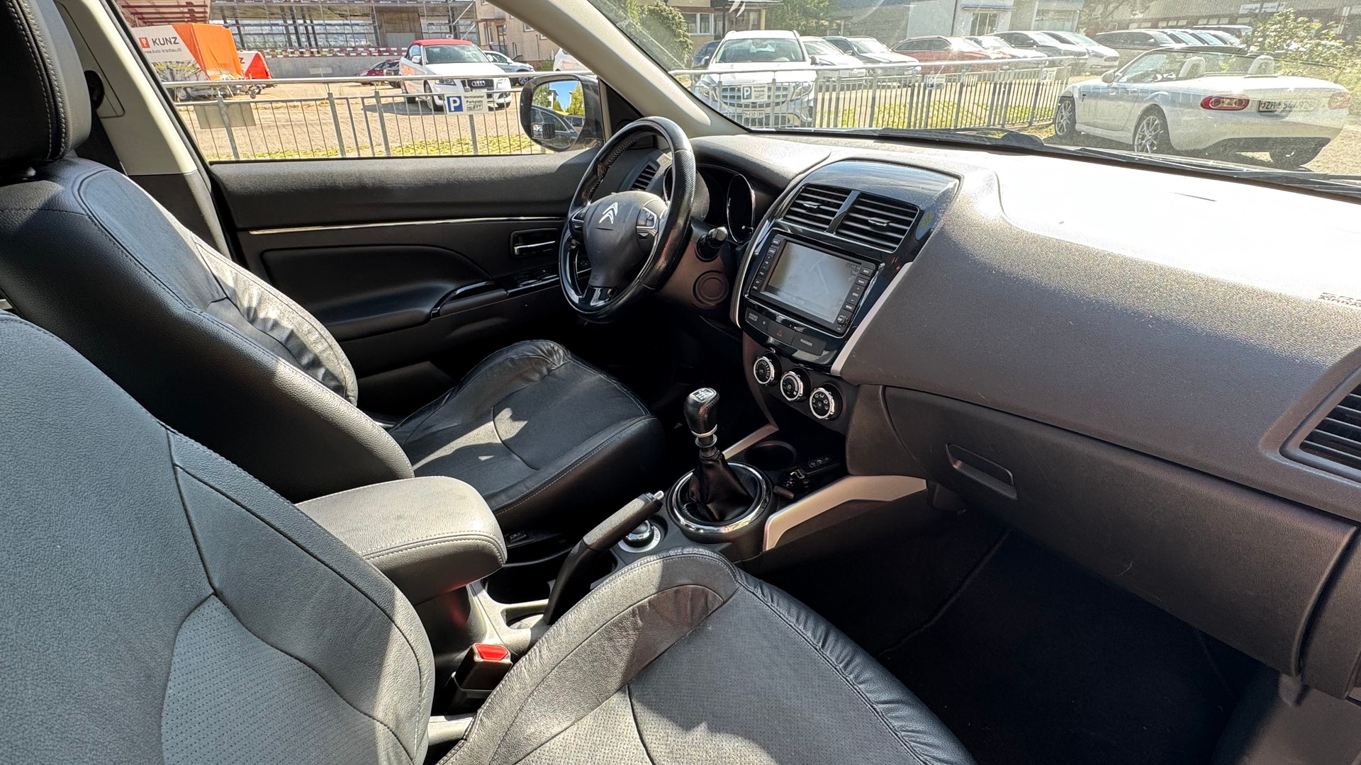 CITROEN C4 Aircross 1.8 HDi Séduction 4WD-image-8