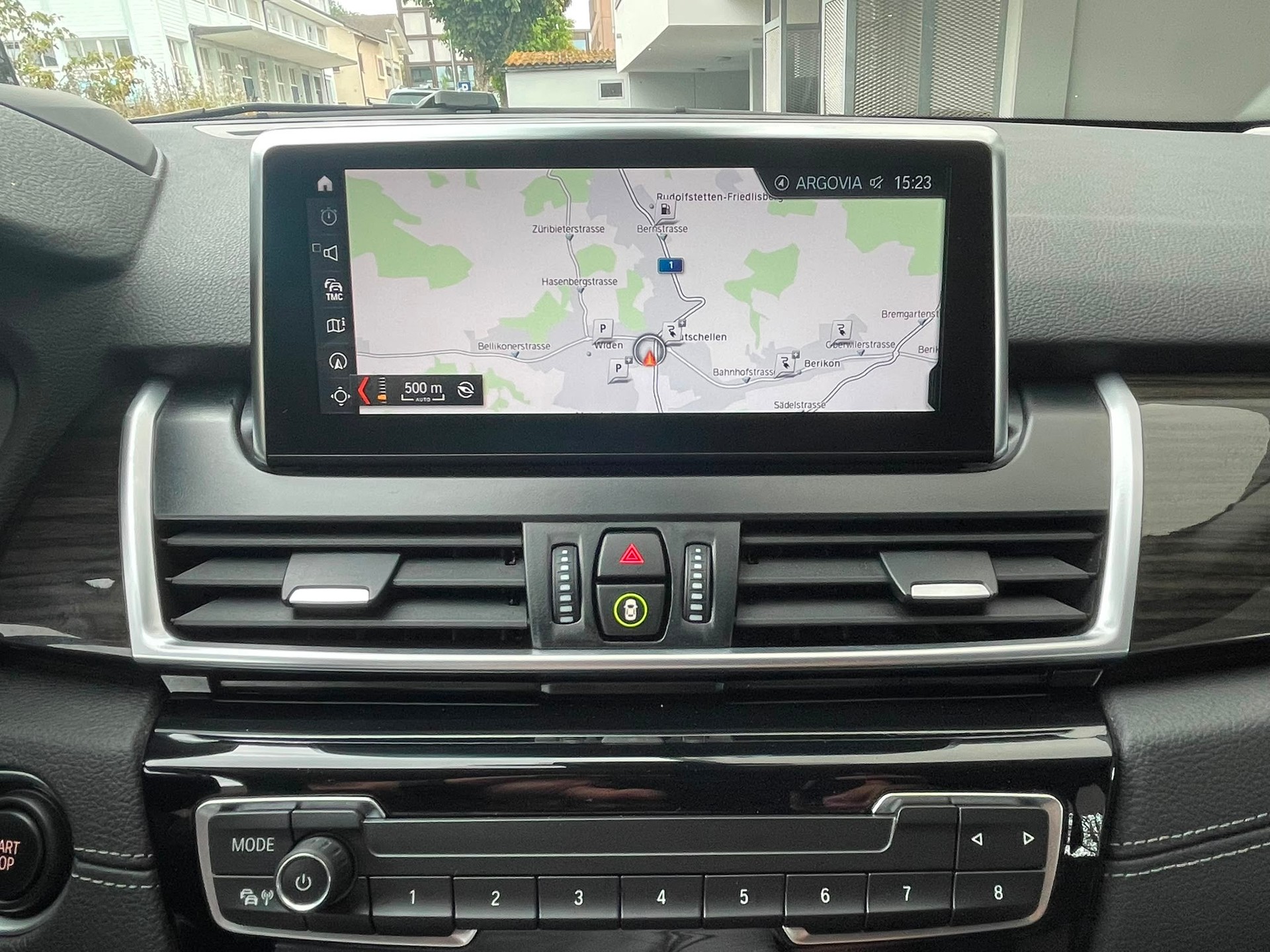 BMW 225xe iPerformance Active Tourer Steptronic | HUD | LED | Leder Dakota | Kamera | Memory | Navi PLUS-image-4