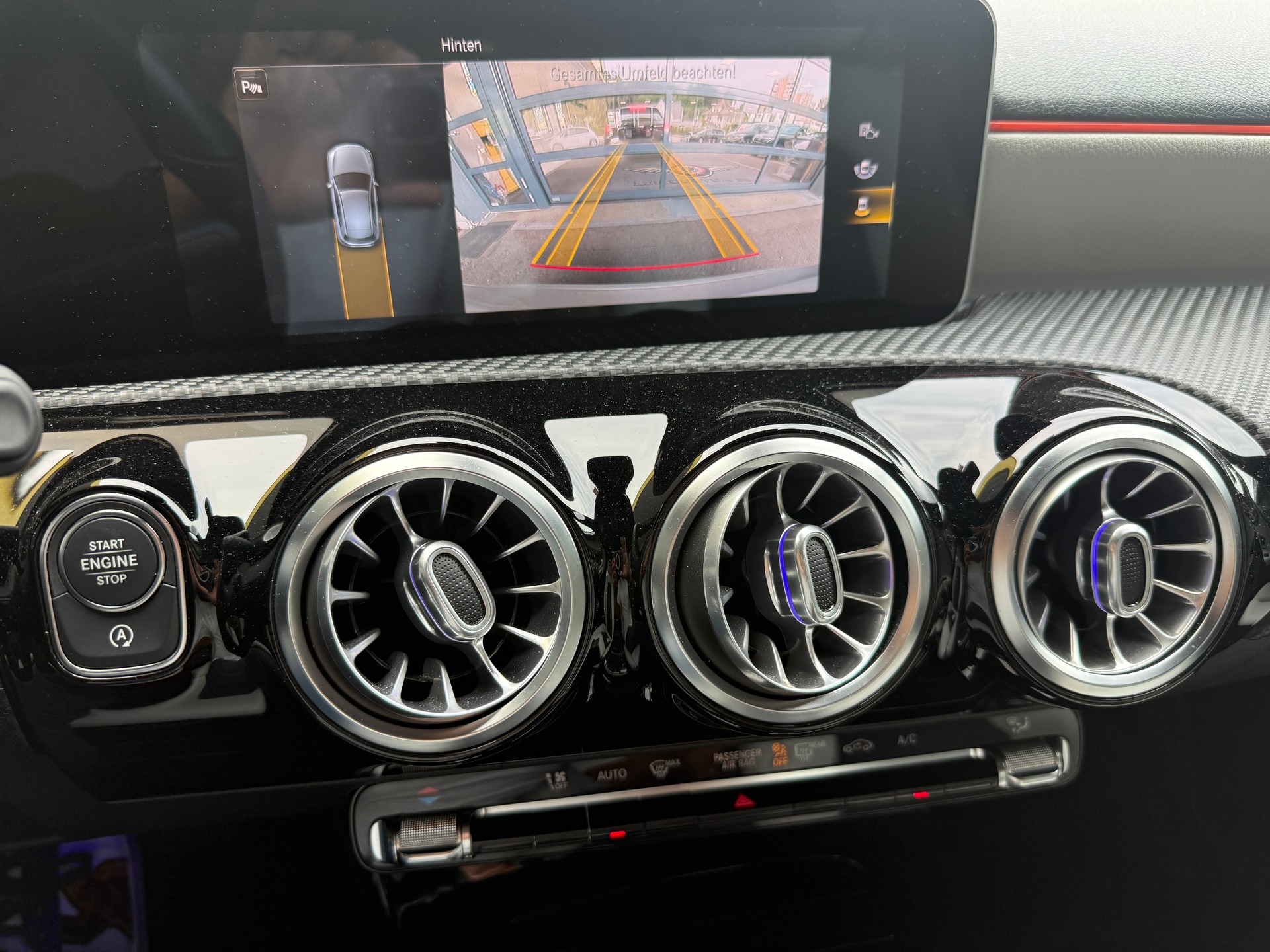 MERCEDES-BENZ A 200 Style 7G-DCT-image-12