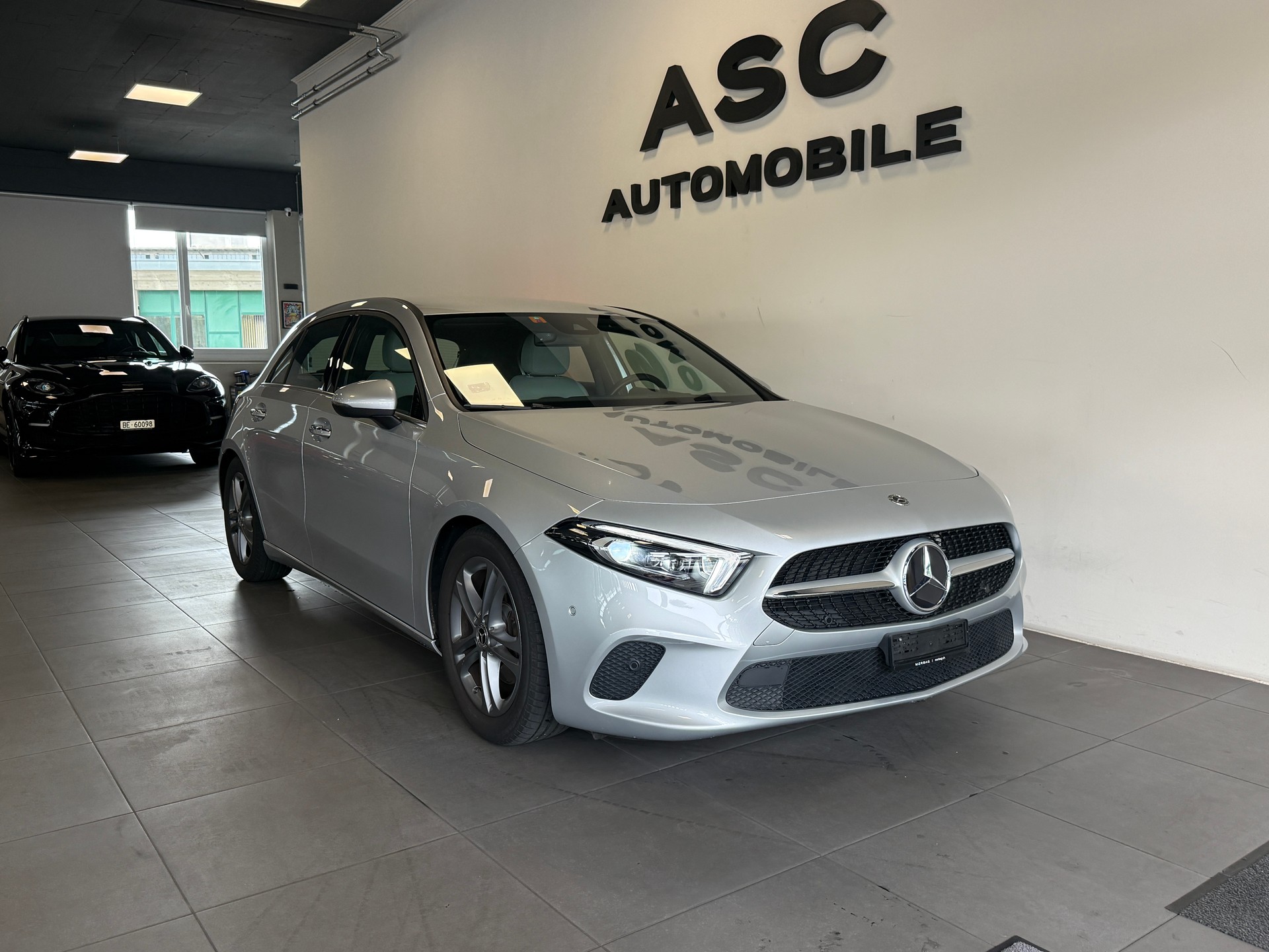 MERCEDES-BENZ A 200 Style 7G-DCT