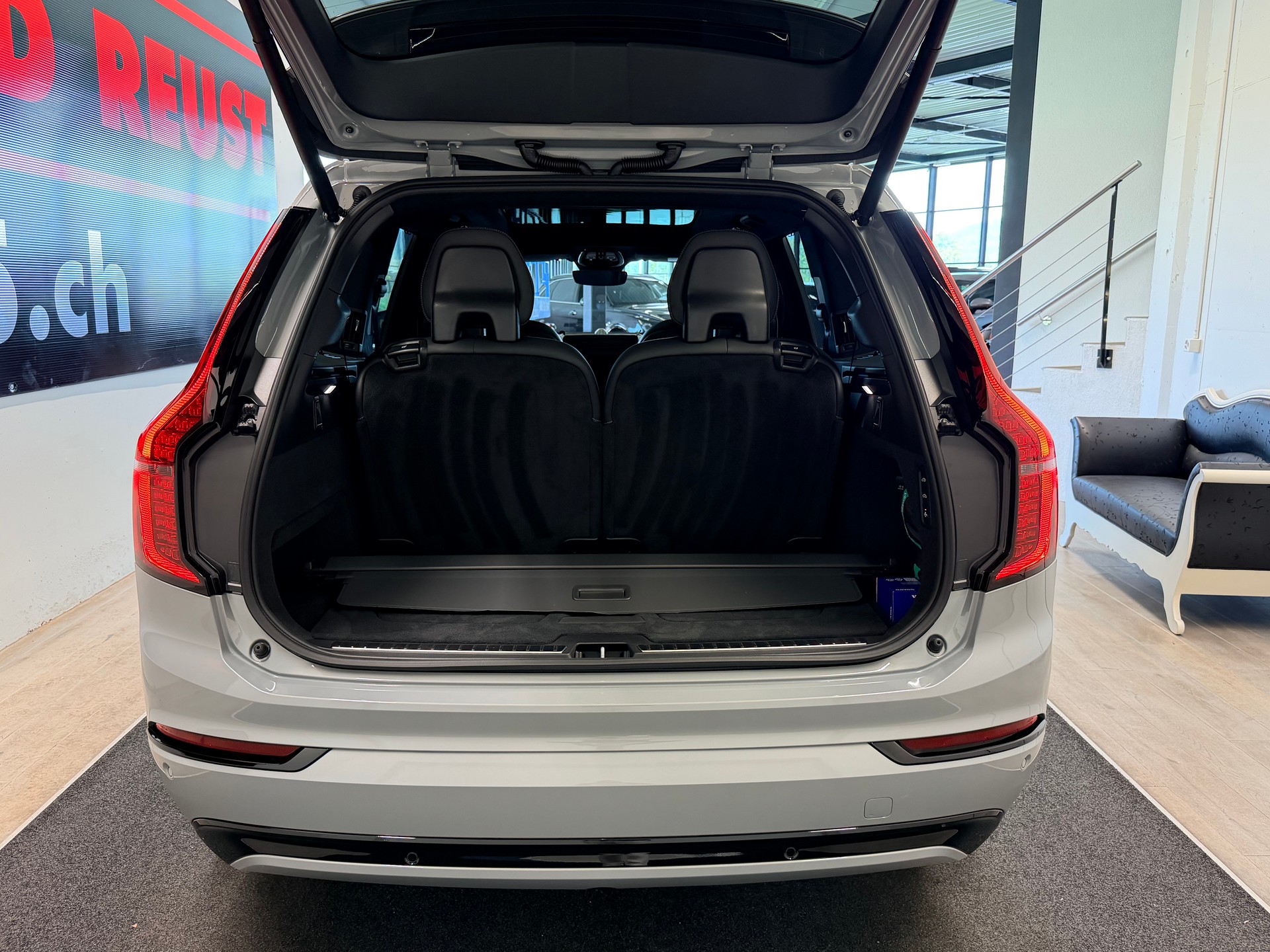 VOLVO XC90 T8 eAWD PluginHybrid Black Edition Geartronic-image-9