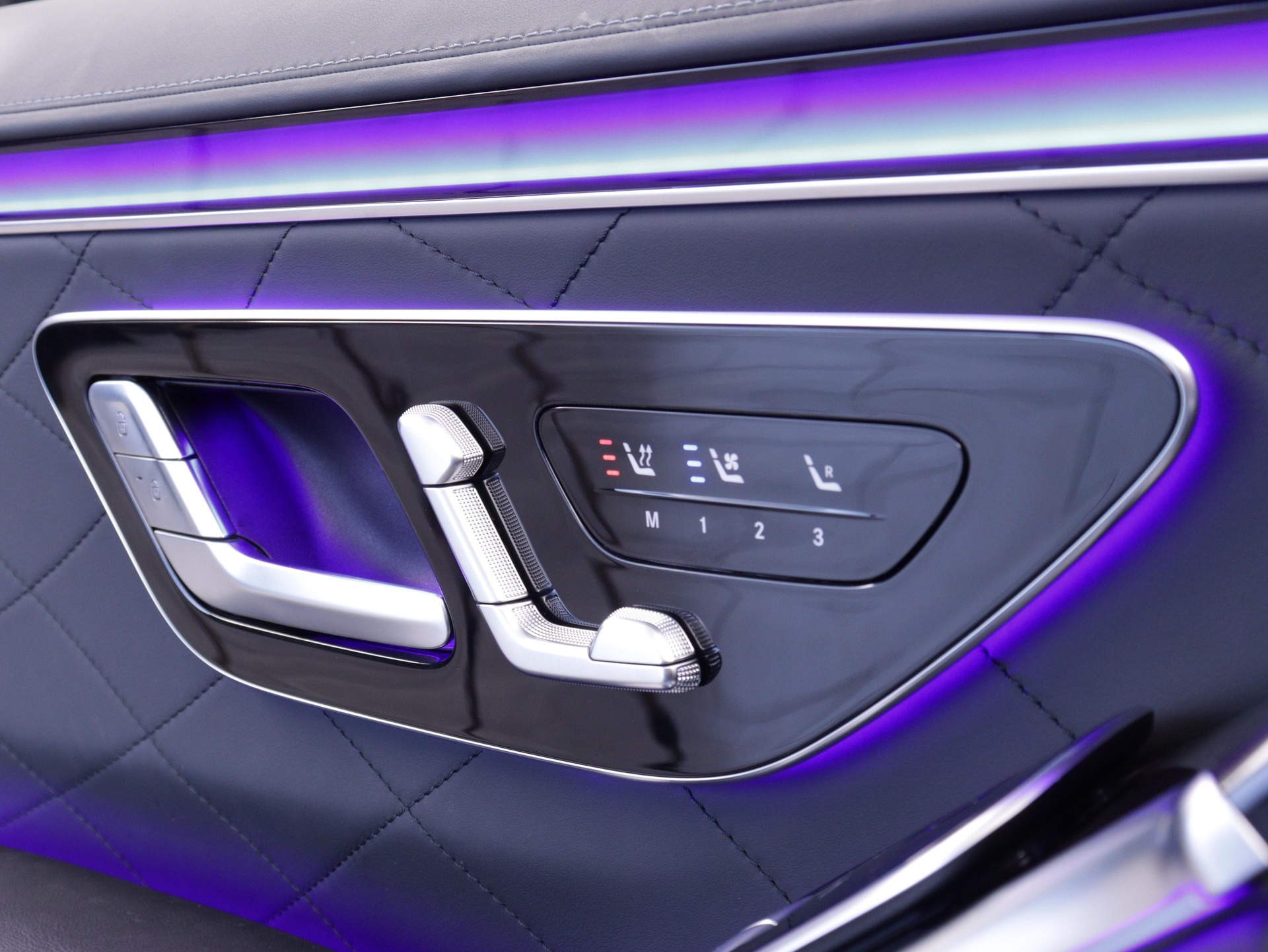 MERCEDES-BENZ S 580 V8 AMG Line 4matic-image-9