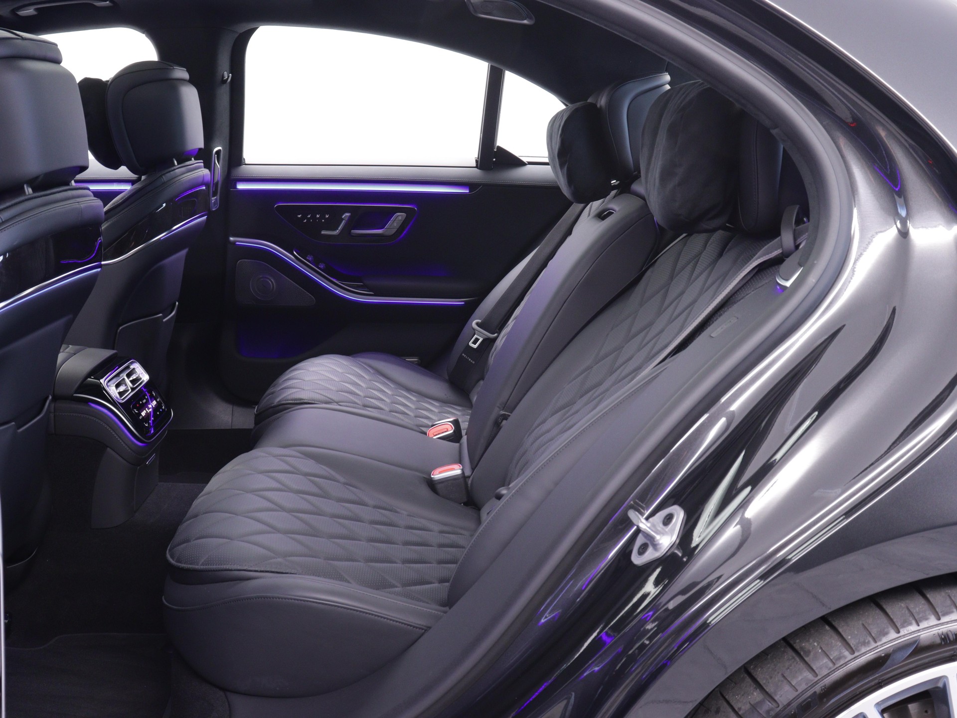 MERCEDES-BENZ S 580 V8 AMG Line 4matic-image-11