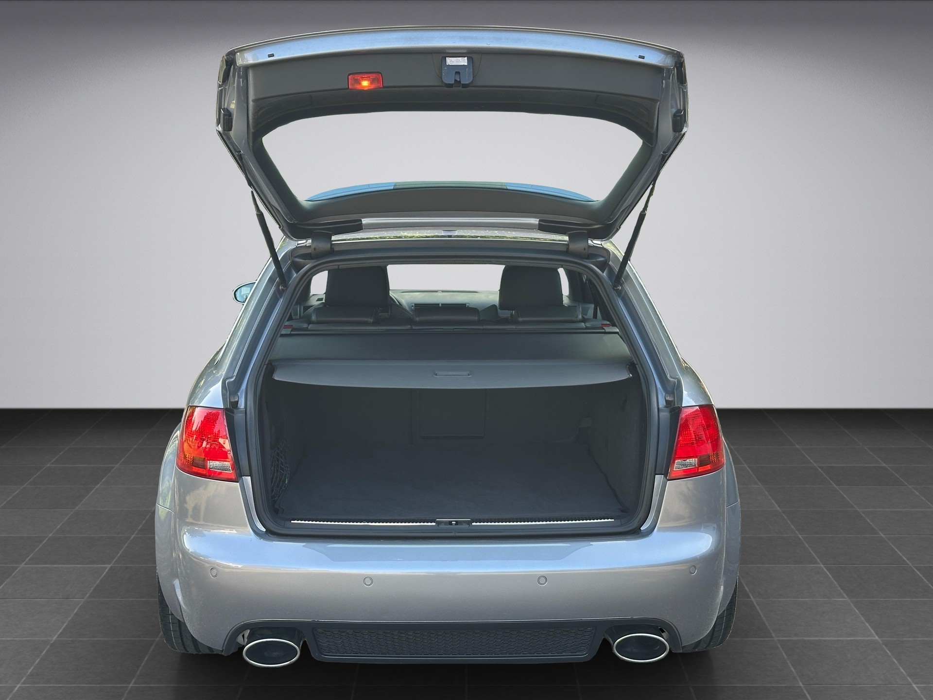 AUDI RS4 Avant 4.2 V8 quattro B7-image-19