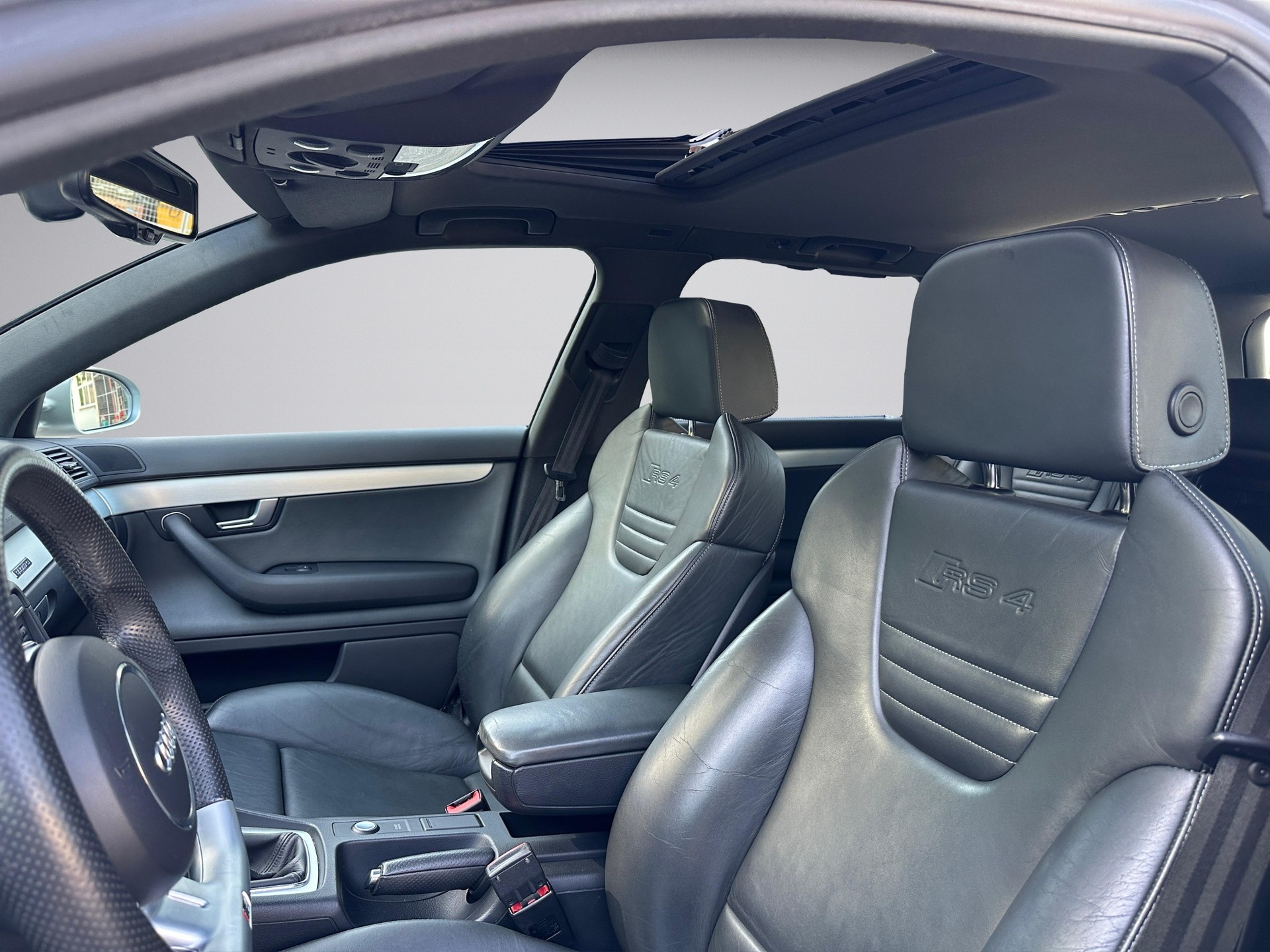 AUDI RS4 Avant 4.2 V8 quattro B7-image-11
