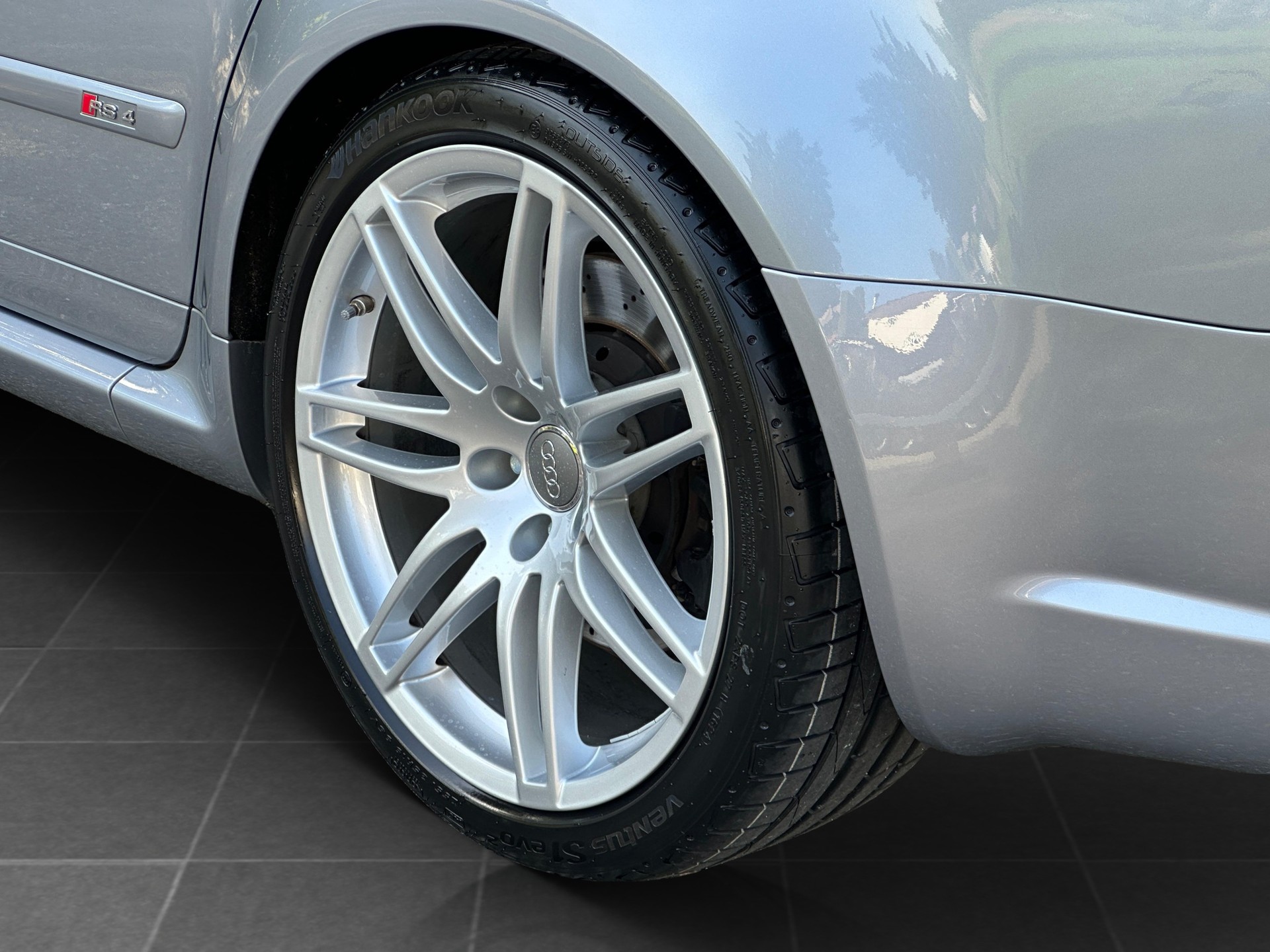 AUDI RS4 Avant 4.2 V8 quattro B7-image-21