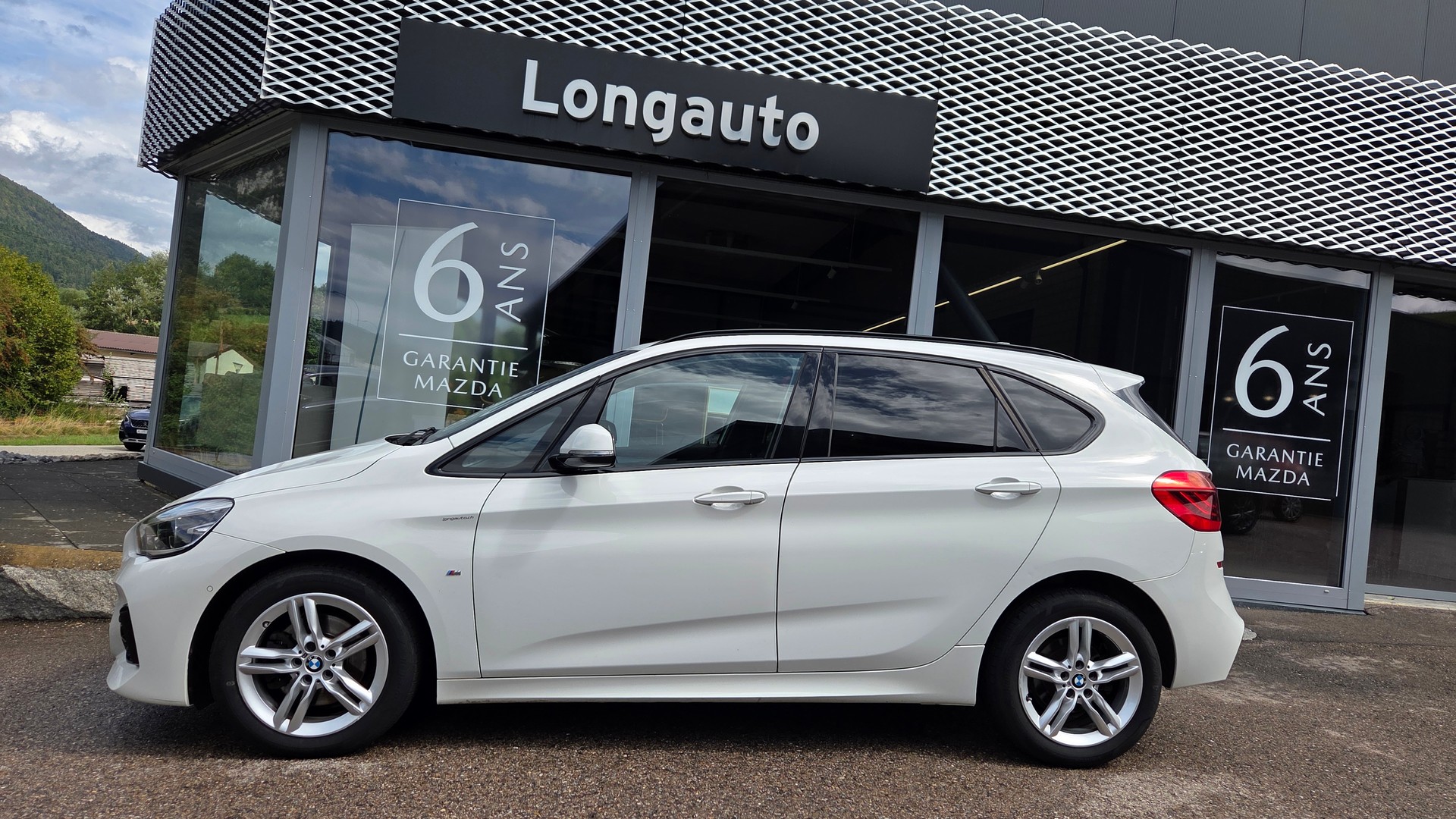 BMW 220 Xdrive Active Tourer Steptronic M Sport-image-0