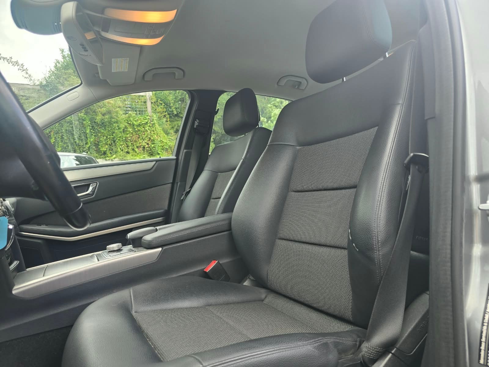 MERCEDES-BENZ E 350 CDI BlueEff. Avantgarde 4Matic 7G-Tronic-image-7