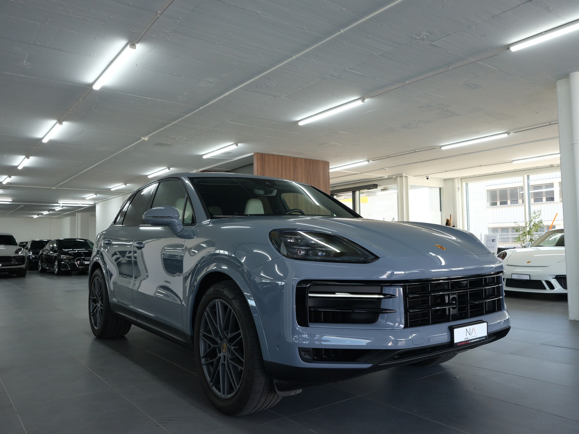 PORSCHE Cayenne Tiptronic *Porsche Aproved* *Panorama* *Sport Chrono*-image-1