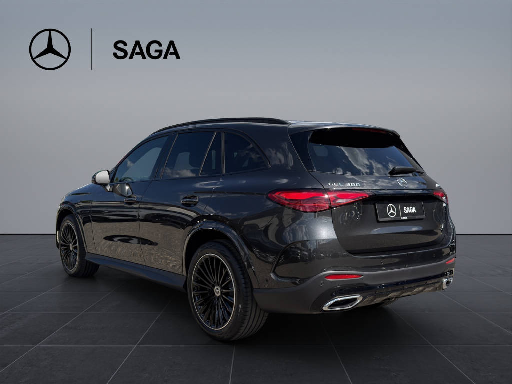 MERCEDES-BENZ GLC 300 AMG Line 4matic-showroom-element-3