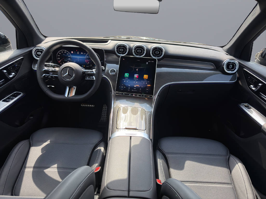 MERCEDES-BENZ GLC 300 AMG Line 4matic-image-8
