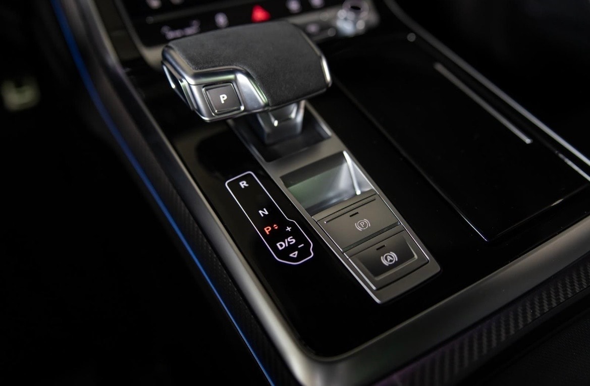 AUDI Q8 SUV TFSI e quattro 360 kW tiptronic-image-19
