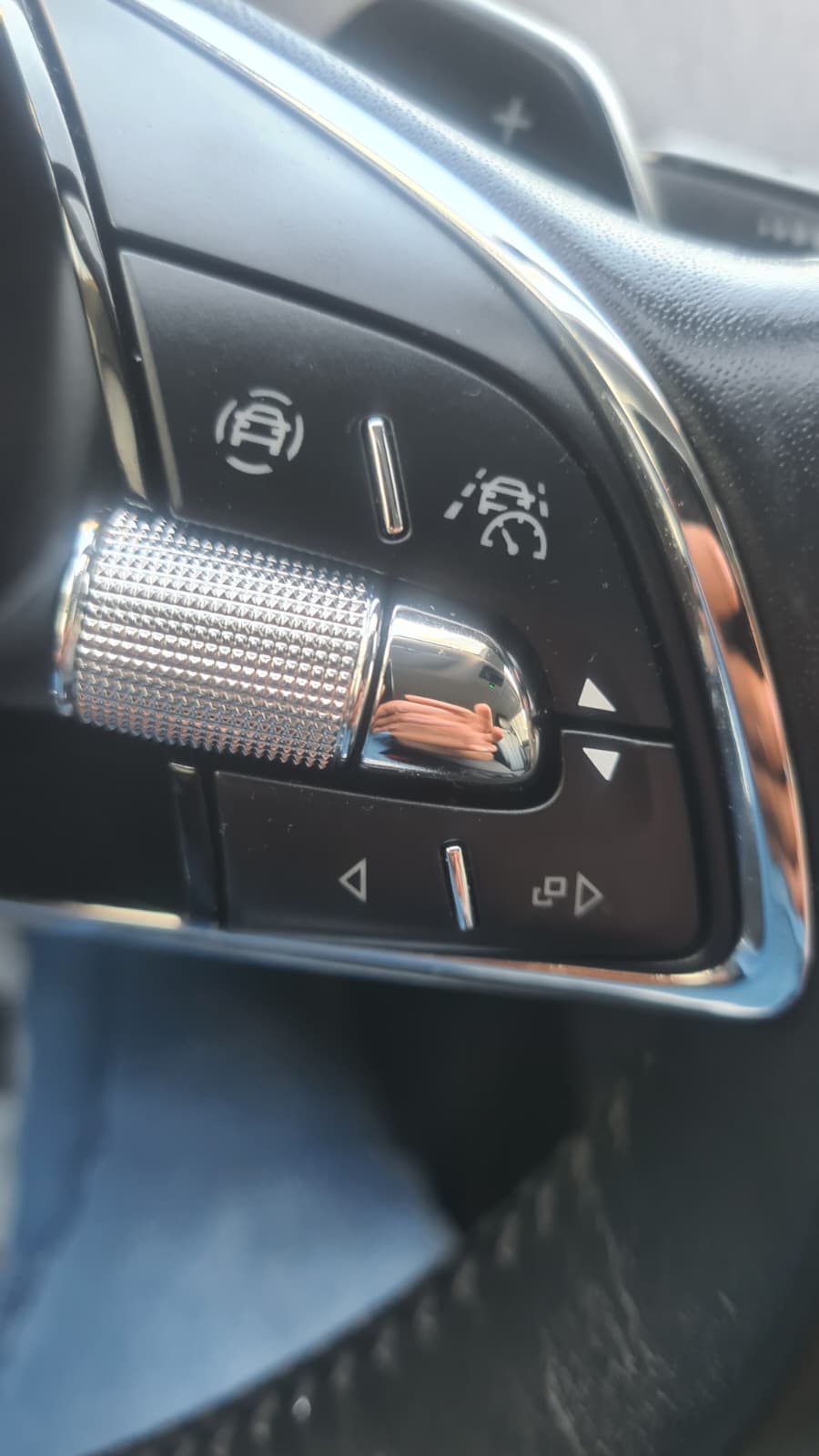 SKODA Enyaq iV 80 ** 204 PS ** Teil-Leder ** Gr-Navi ** RF-Kamera ** Virtual Cockpit ** Neues Modell 2023 **-image-11