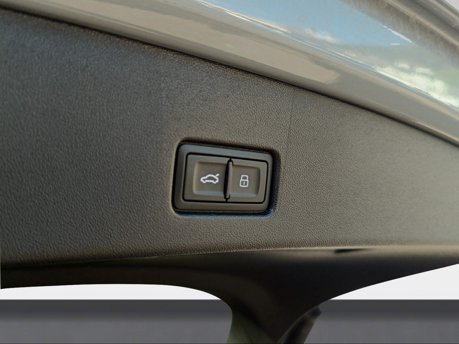 AUDI Audi Q4 45 e-tron Quattro S-Line / TOP Ausrüstung / CH-Modell Werksgarantie + Gratisservice-image-11